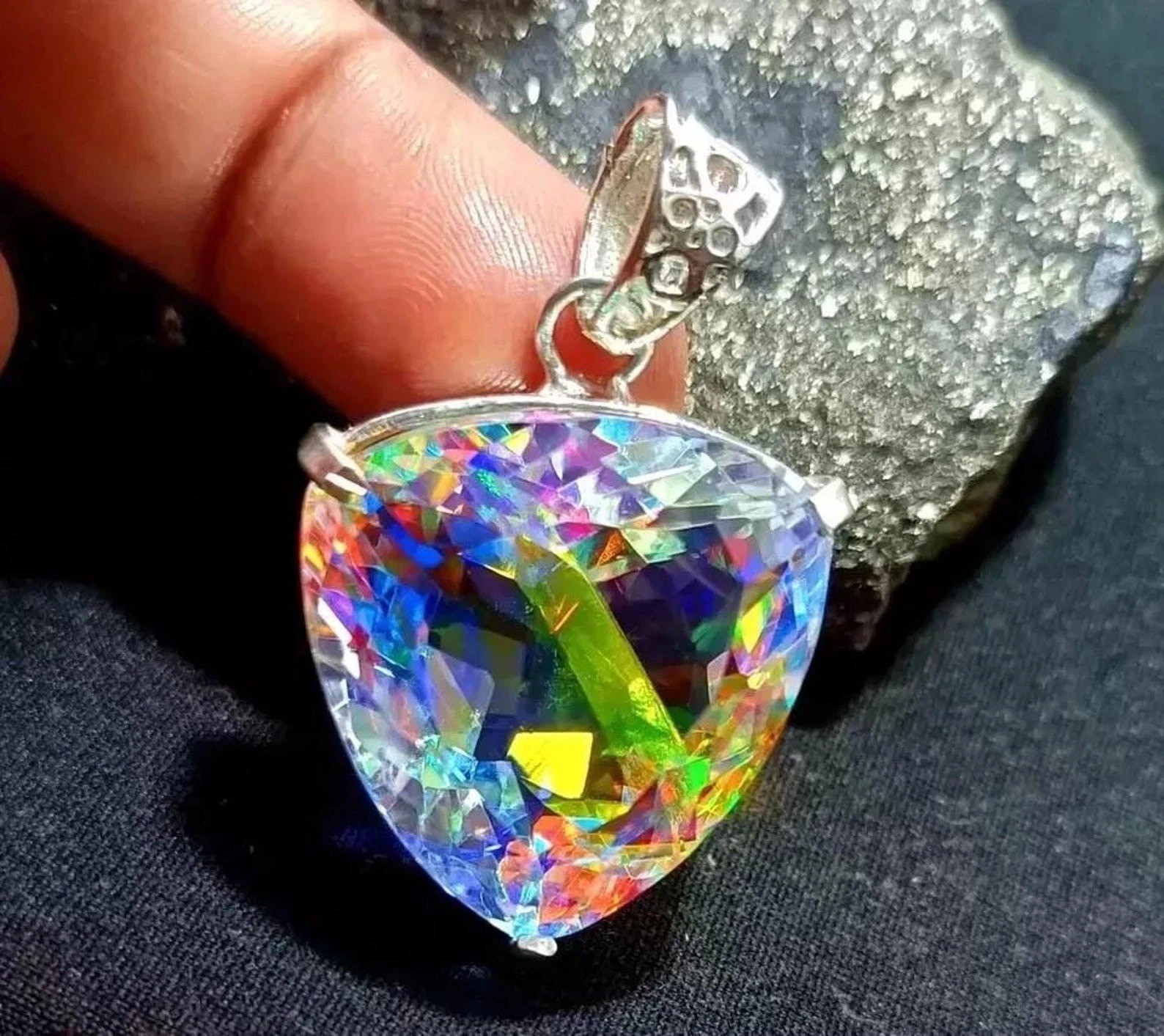 Natural Trillion Mystic Topaz 90.10 Ct 925 Solid Silver Rainbow Pendant Gemstone