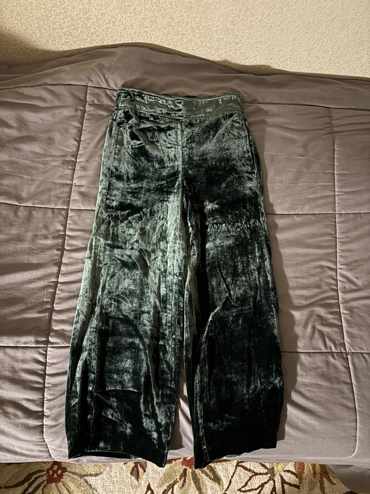 Madewell green velvet wide leg pants