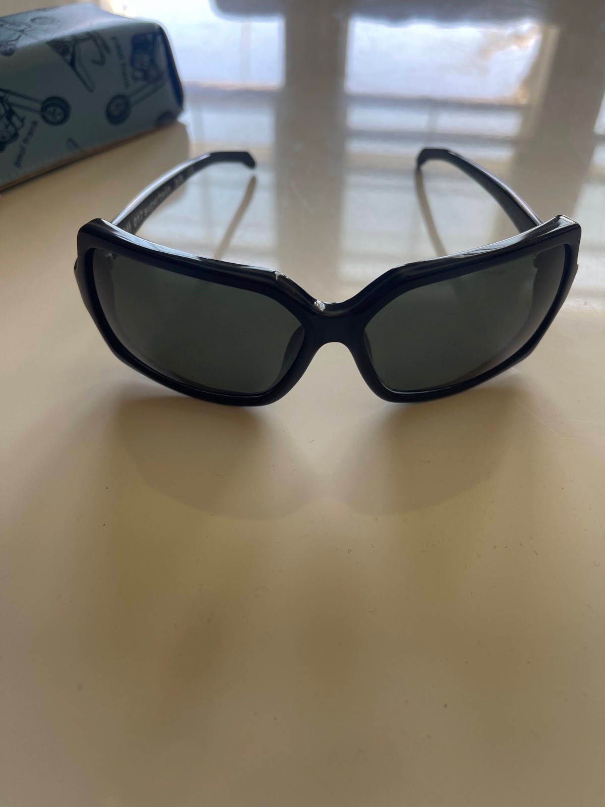 PAUL FRANK SUNGLASSES BLACK FRAME WITH ORIGINAL OPTOMETRICS CASE PAUL FRANK SUNGLASSES BLACK FRAME WITH ORIGINAL OPTOMETRICS CASE
