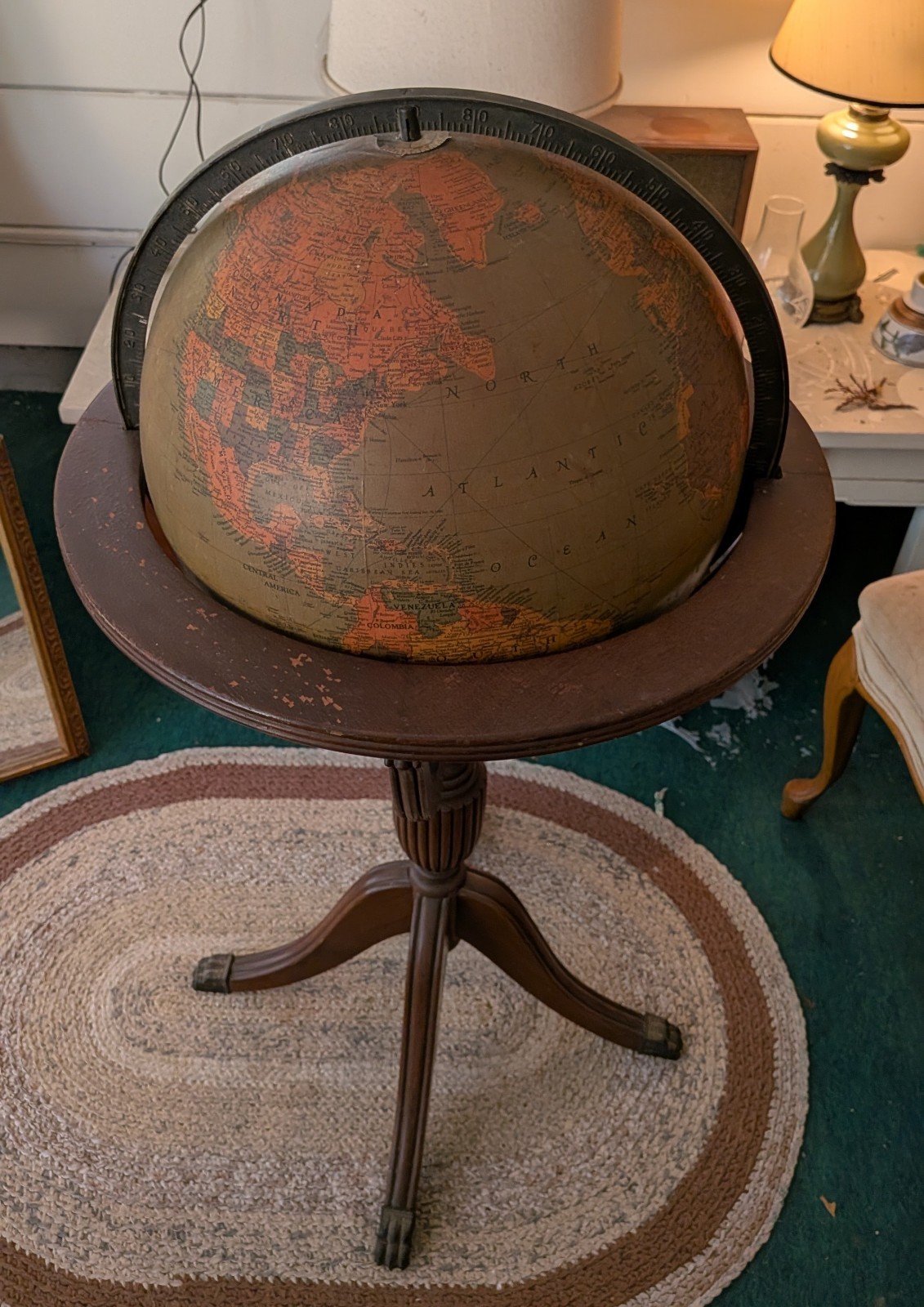 RaRe AnTiQuE REPLOGLE LIBRARY ILLUMINATED 16 in. GLOBE w WOODEN CLAW FOOT BASE RaRe AnTiQuE REPLOGLE LIBRARY ILLUMINATED 16 in. GLOBE w WOODEN CLAW FOOT BASE