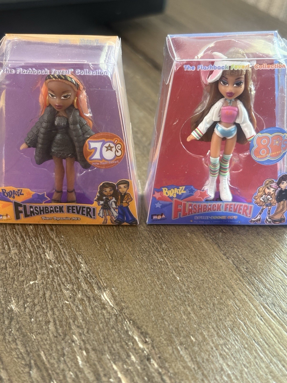 Bratz Flashback Fever Roller Boggie 80s & Disco Dynamite 70s Mini Dolls (2)