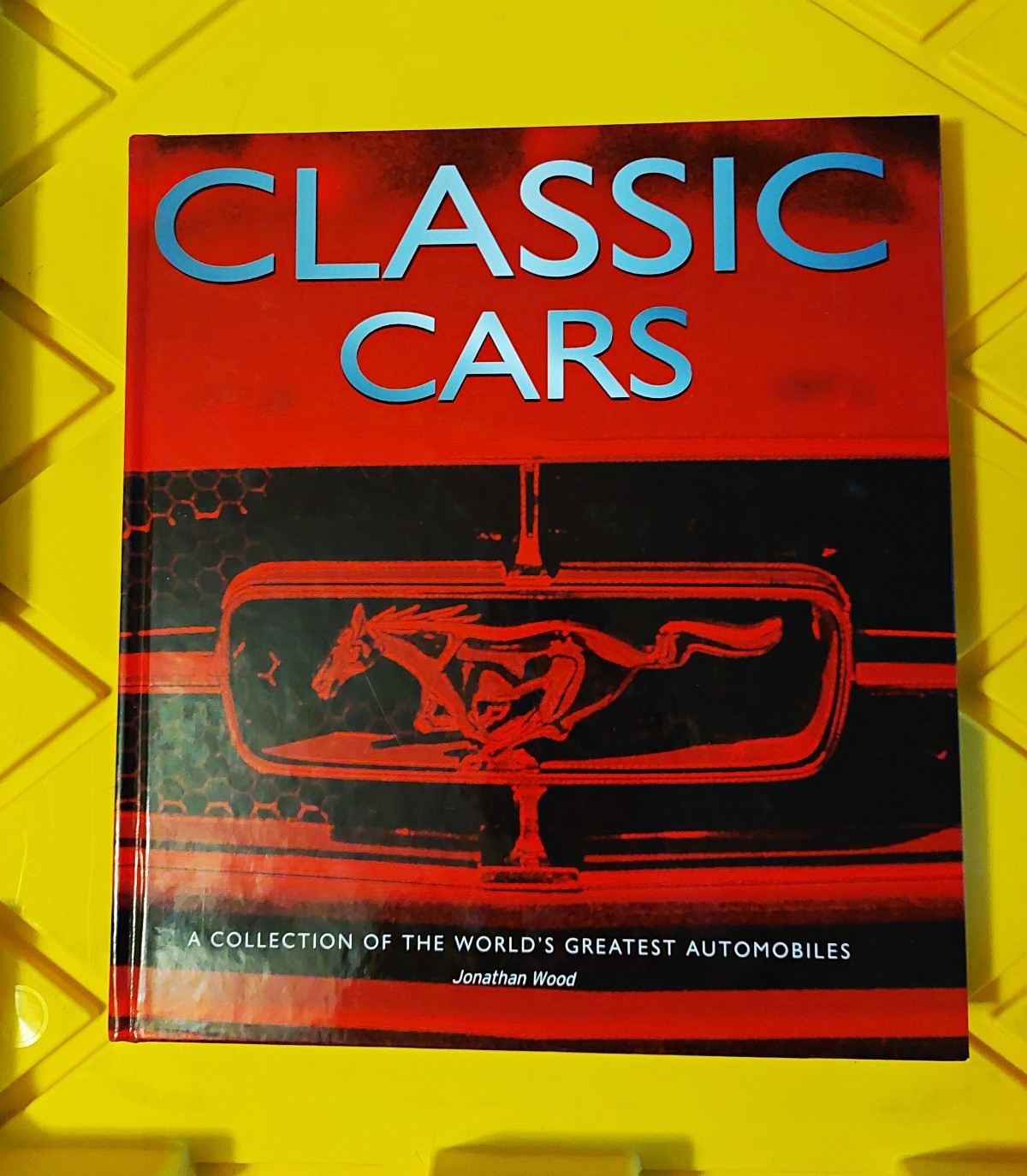 Classic Cars: World\'s Greatest Automobiles HC Illustrated Wood 1994 Classic Cars: World\'s Greatest Automobiles HC Illustrated Wood 1994