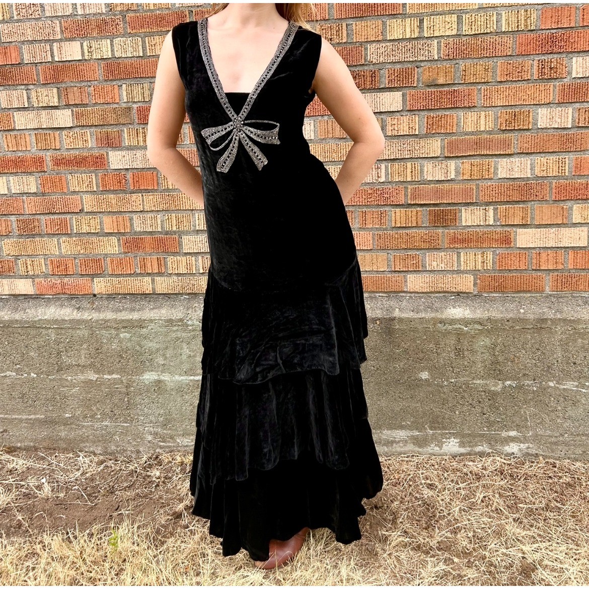 Antique 1920s Black silk Velvet tiered drop waist Maxi gown Beaded Bow Gown Noir Antique 1920s Black silk Velvet tiered drop waist Maxi gown Beaded Bow Gown Noir