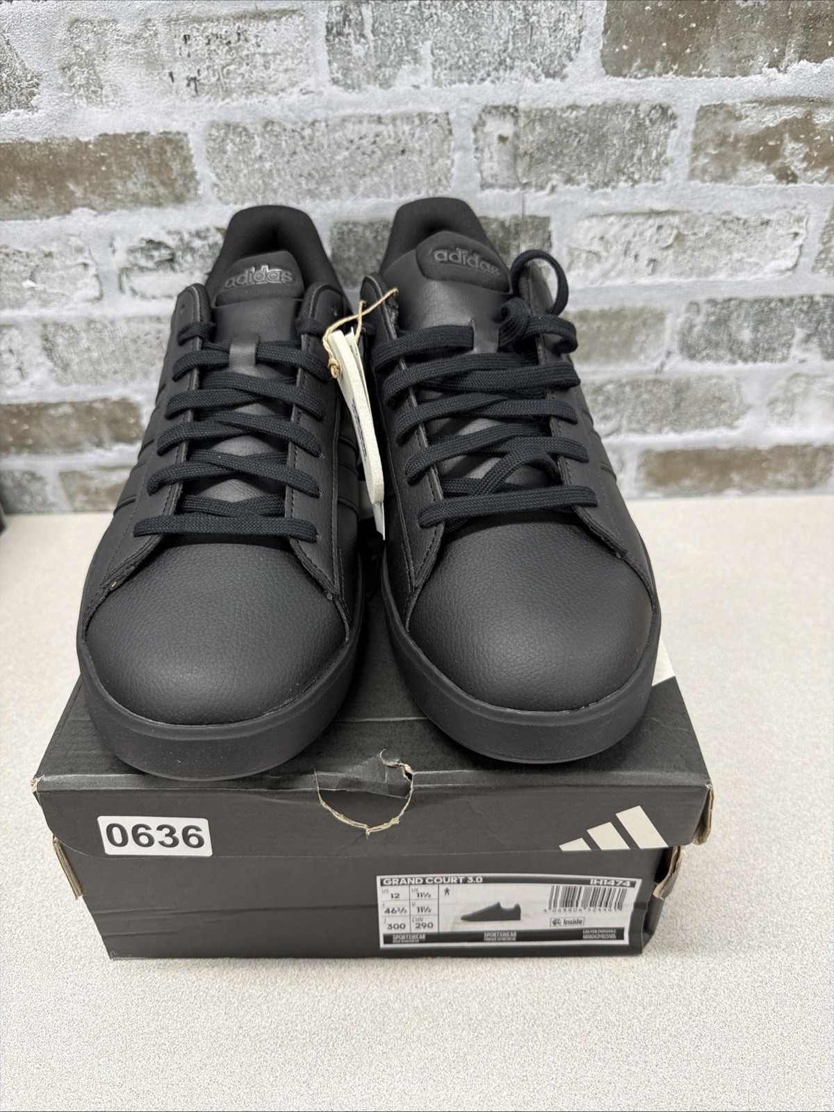 adidas Grand Court 3.0 Men\'s Low Top Lace-Up Black US 12 Comfort Sneakers IH1474