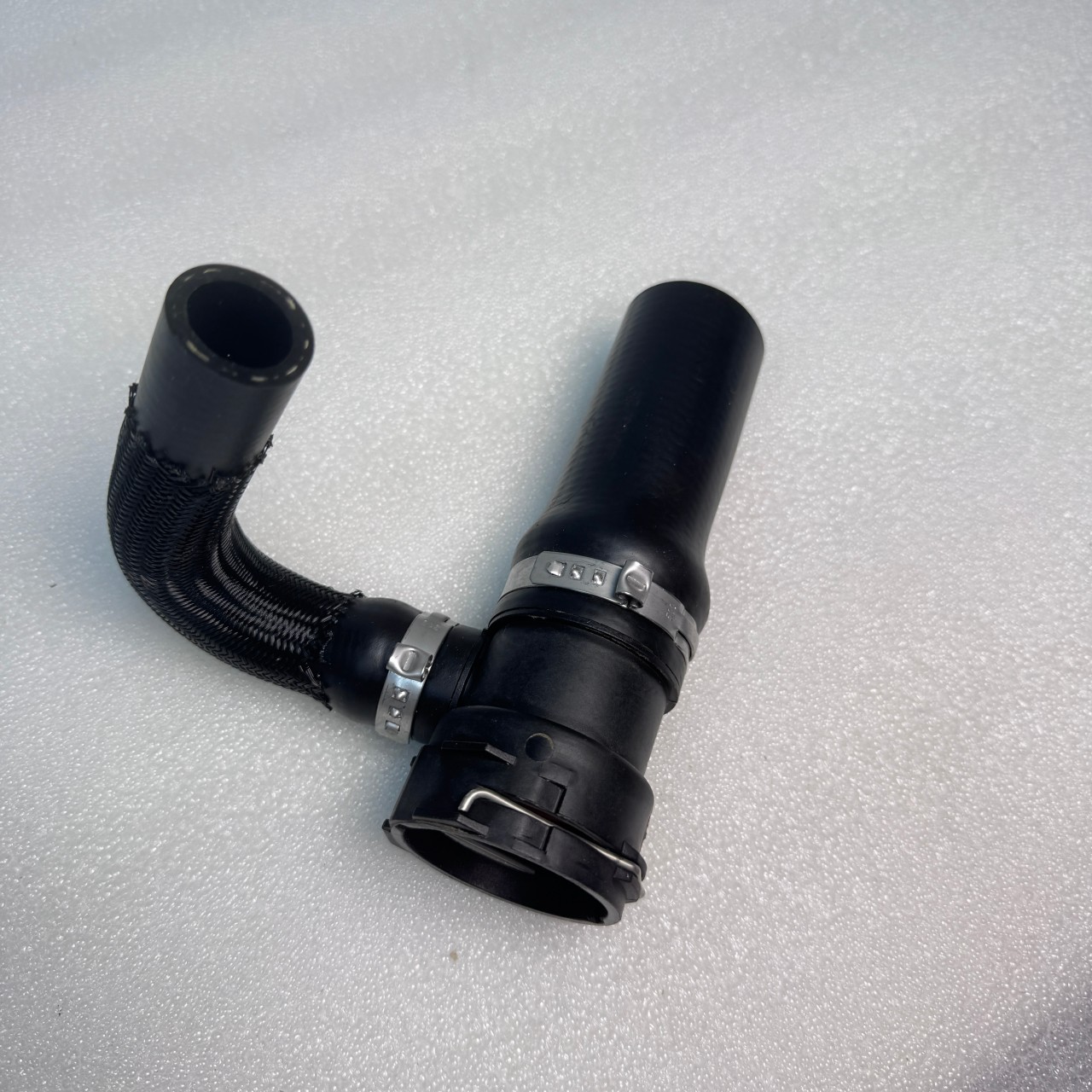 Radiator Upper Hose Tee 68249889AA for Jeep Compass Patriot 2.0L 2.4L 53381263 Radiator Upper Hose Tee 68249889AA for Jeep Compass Patriot 2.0L 2.4L 53381263