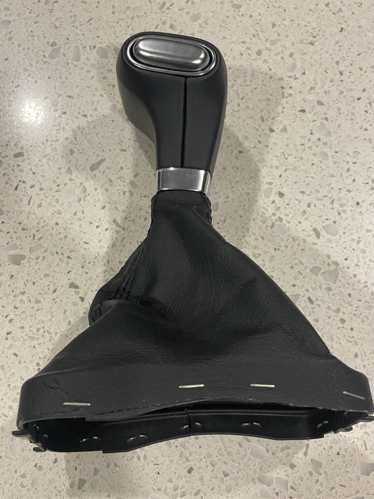 2009-2013 VOLKSWAGEN TIGUAN AUTOMATIC BLACK LEATHER SHIFT KNOB BOOT VW OEM🟠