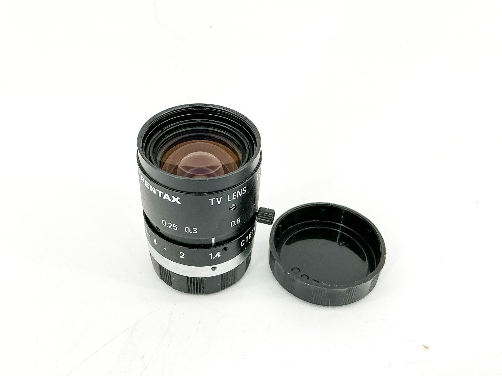 New Pentax C1614-M TV Lens 1:1.4 16MM - No Box New Pentax C1614-M TV Lens 1:1.4 16MM - No Box