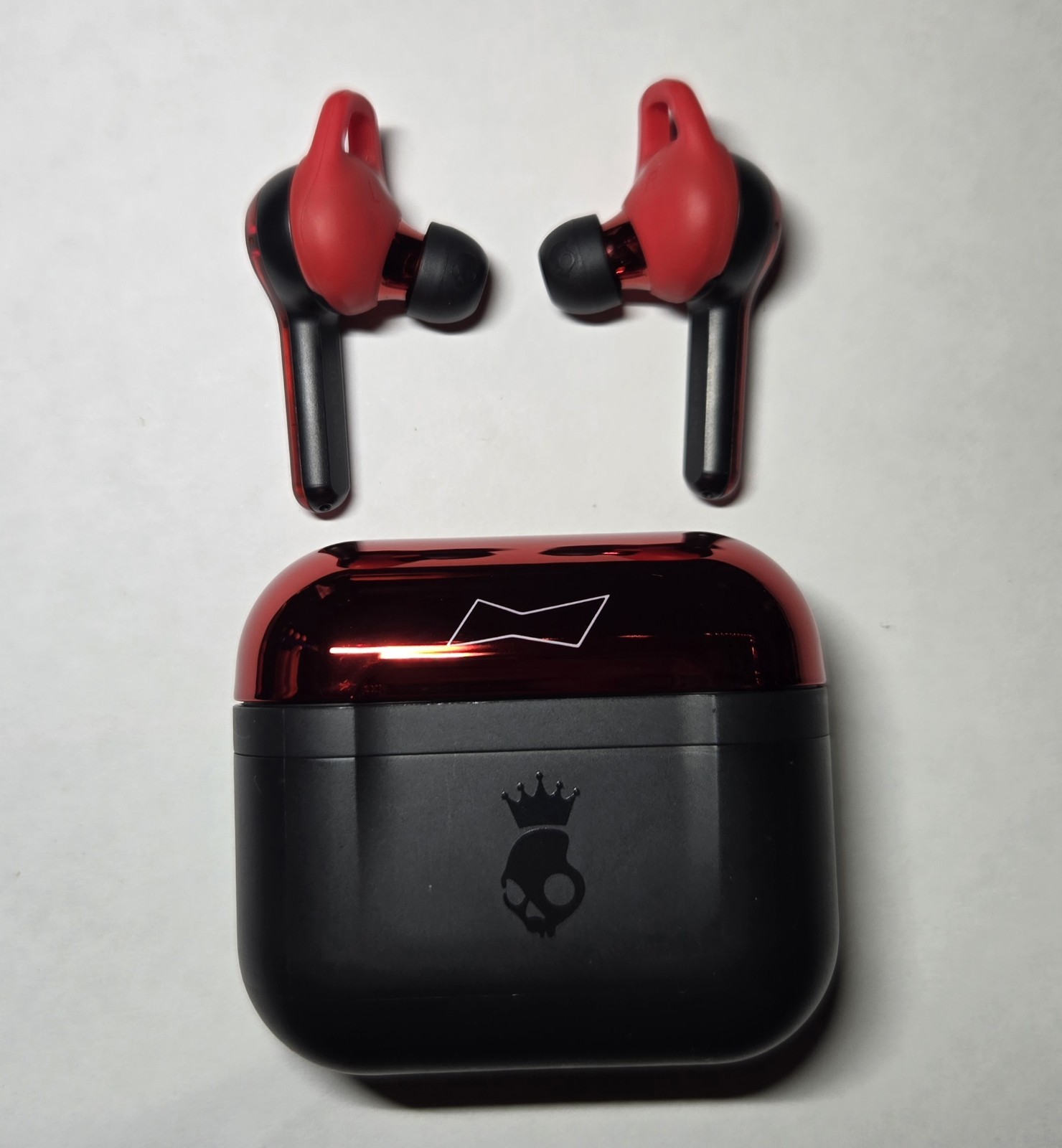 Skullcandy x Budweiser Indy EVO Wireless In-Ear Headset Budweiser Red Skullcandy x Budweiser Indy EVO Wireless In-Ear Headset Budweiser Red