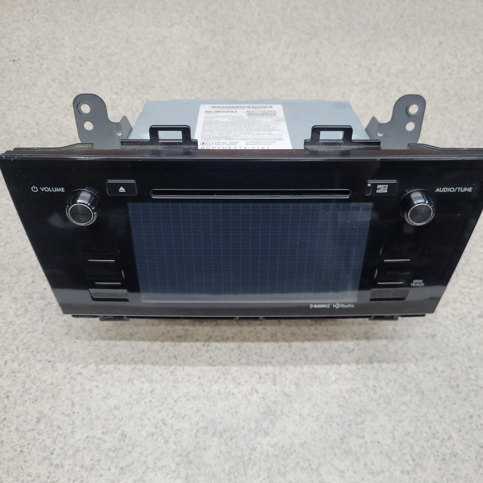 2015 - 2017 Subaru Legacy OEM Harman Kardon Starlink Navigation XM HD Radio 2015 - 2017 Subaru Legacy OEM Harman Kardon Starlink Navigation XM HD Radio