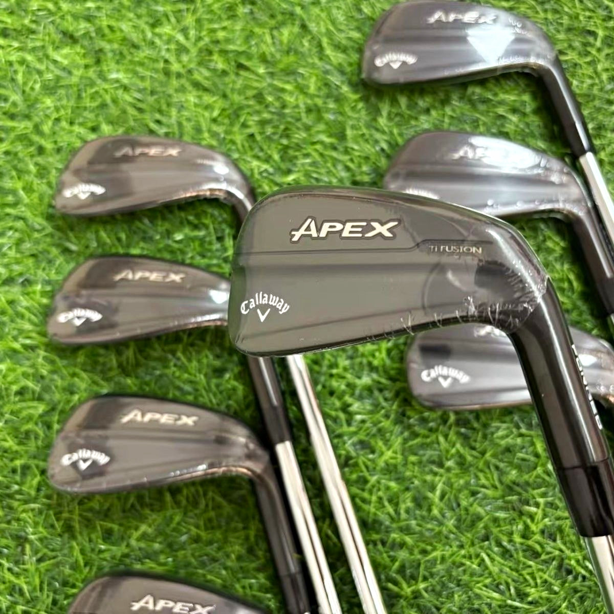 Callaway Apex Ti Fusion Iron Set 5-PW, 6 Clubs Steel Shafts Black/Silver Callaway Apex Ti Fusion Iron Set 5-PW, 6 Clubs Steel Shafts Black/Silver