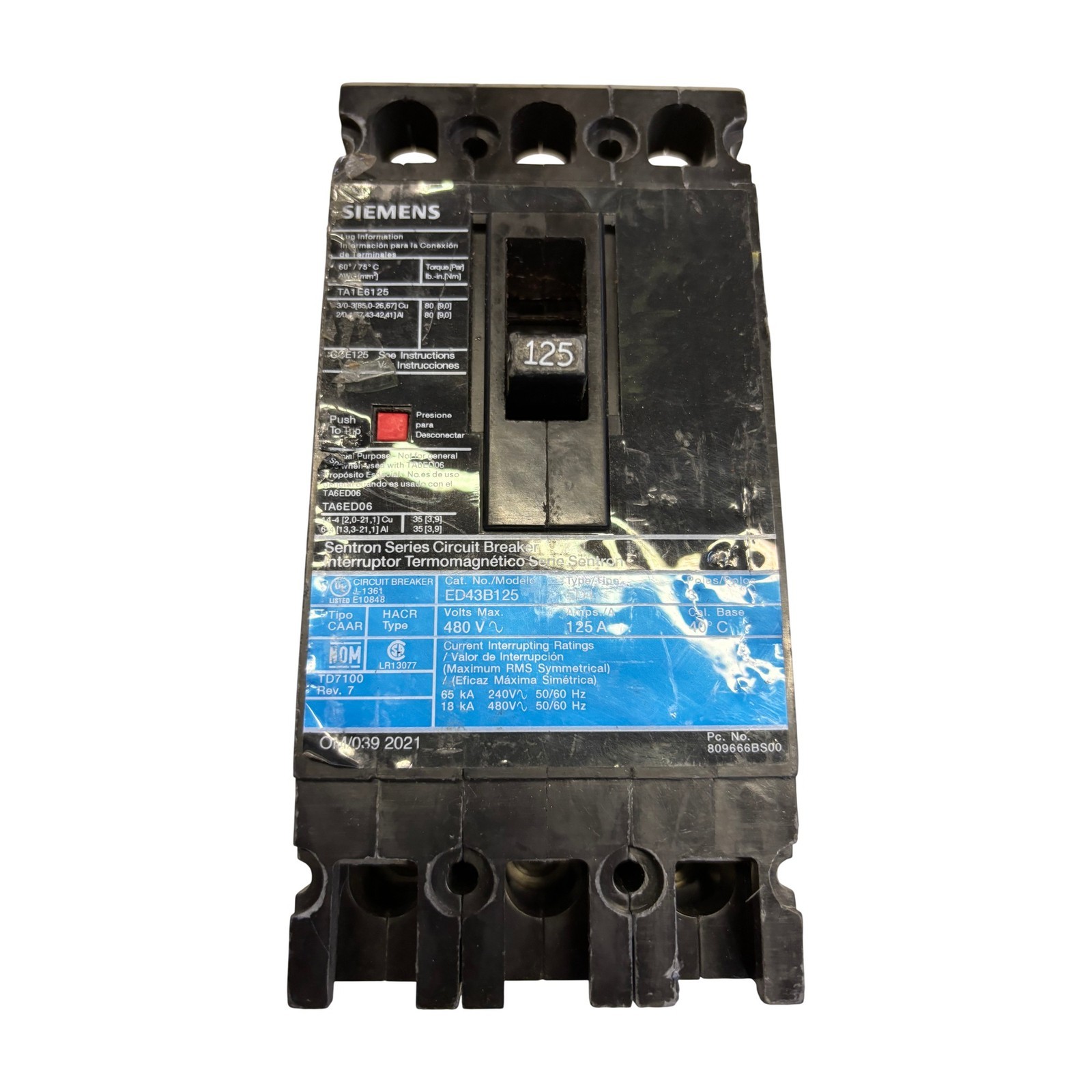 Siemens ED43B125 125A 3-Pole 480V Sentron Circuit Breaker CRACKED Siemens ED43B125 125A 3-Pole 480V Sentron Circuit Breaker CRACKED