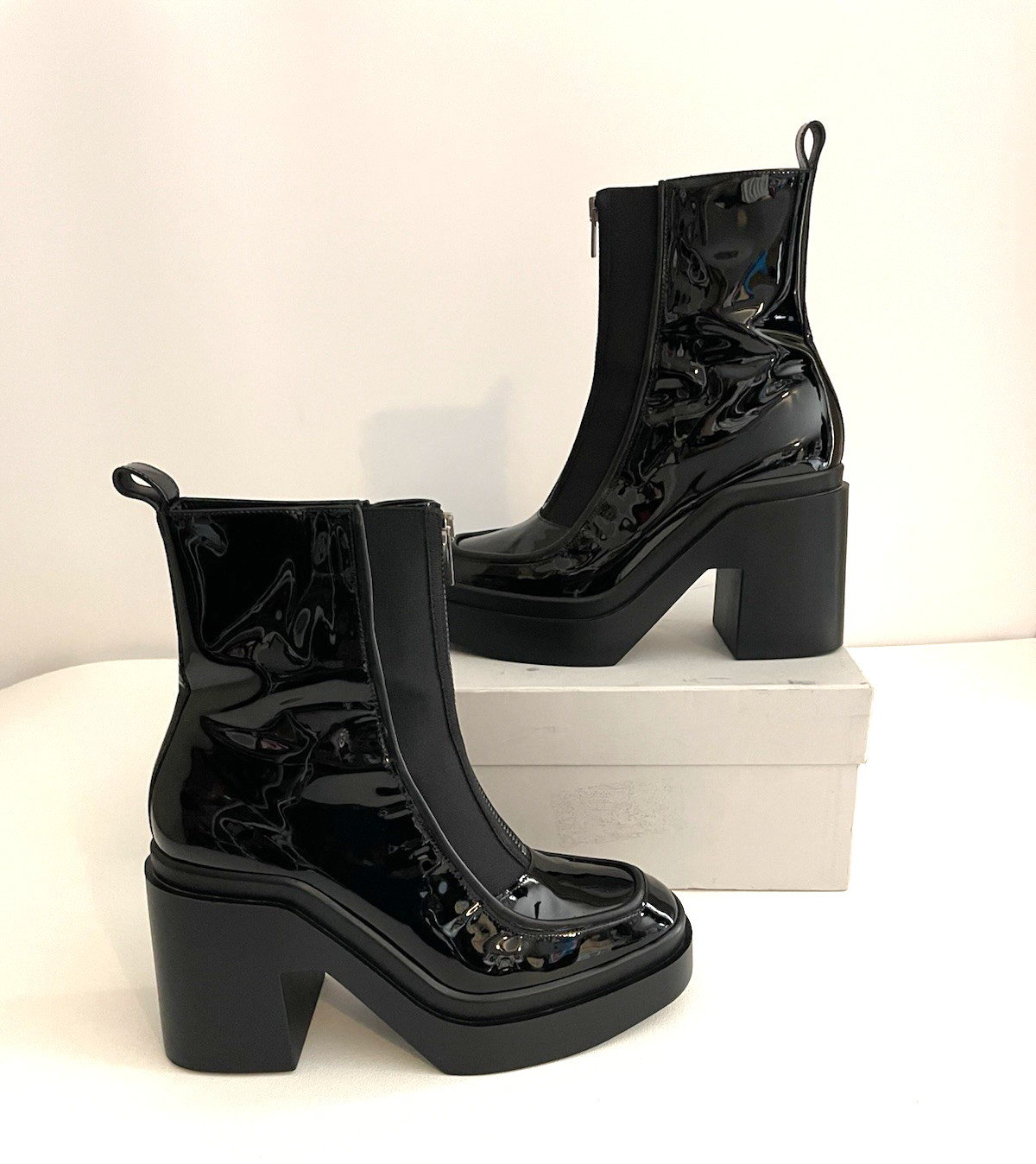 Robert Clergerie Nesha Platform Boots Patent Leather Black US 9.5  40 New $745