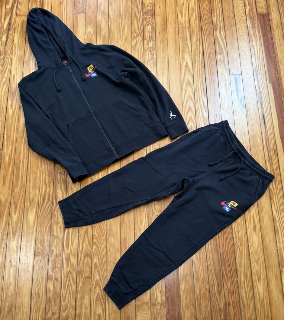 Air Jordan Jumpman Men’s Sweatsuit Size Medium / Large Black Hoodie & Sweatpants Air Jordan Jumpman Men’s Sweatsuit Size Medium / Large Black Hoodie & Sweatpants