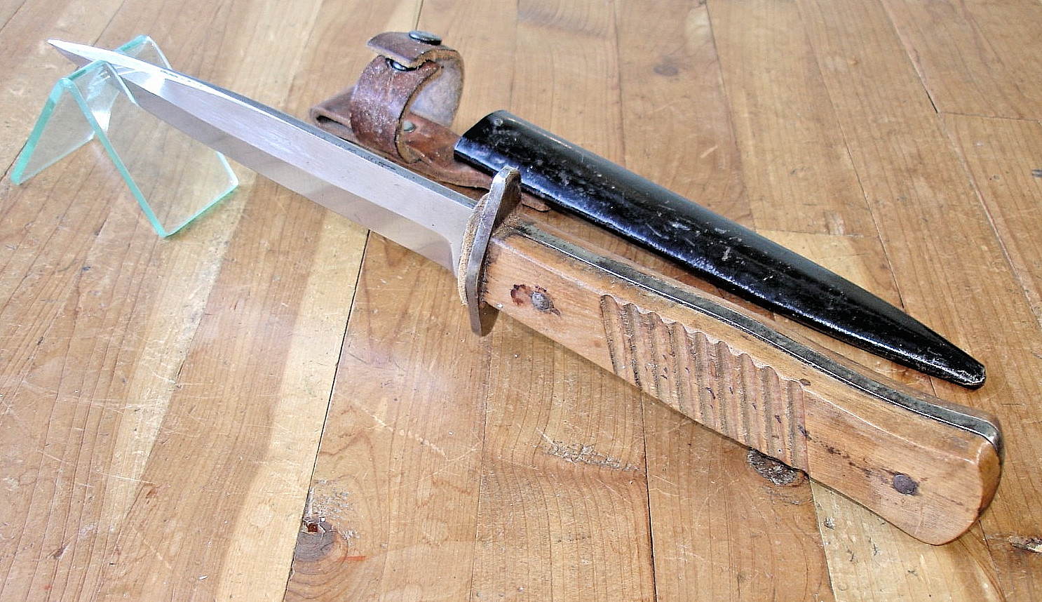 VTG WW1 WW2 GOTTLIEB HAMMESFAHR SOLINGEN FIGHTING TRENCH KNIFE GERMANY +SCABBARD