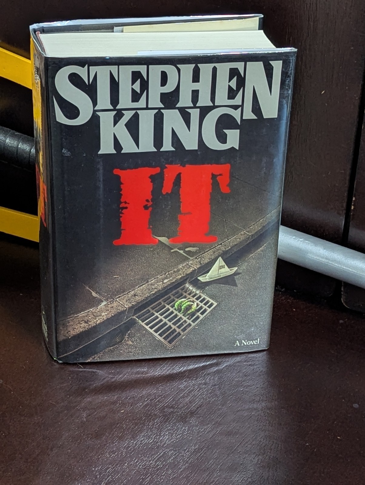 ​Stephen King IT 1st Edition 1st Print Hardcover 1986 Viking Dust Jacket $22.95