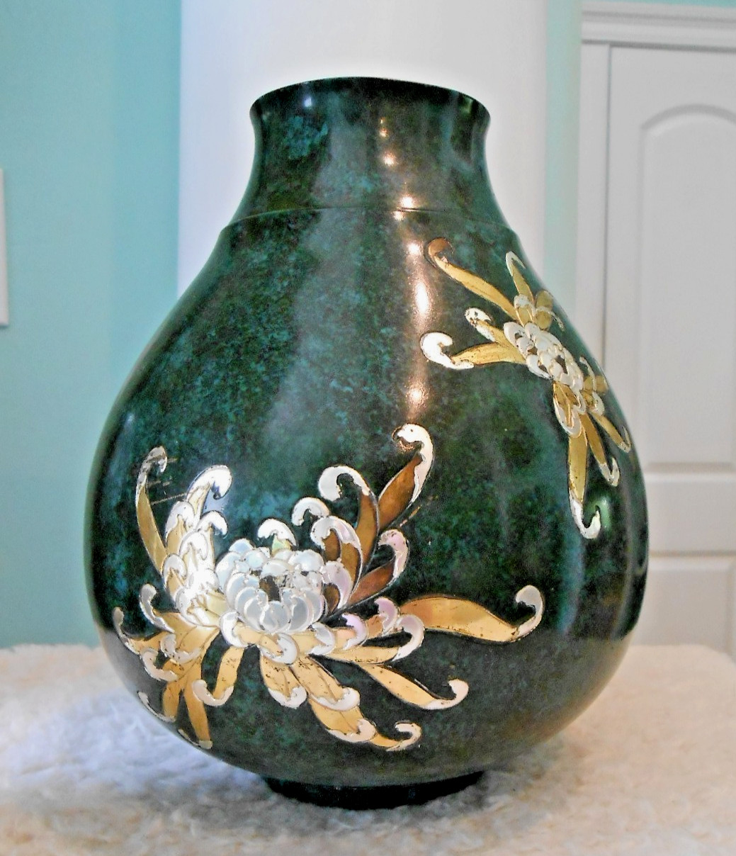 Antiq Japanese Meiji Metal Vase Applied Gold Silver Mums Verdigris Green SIGNED