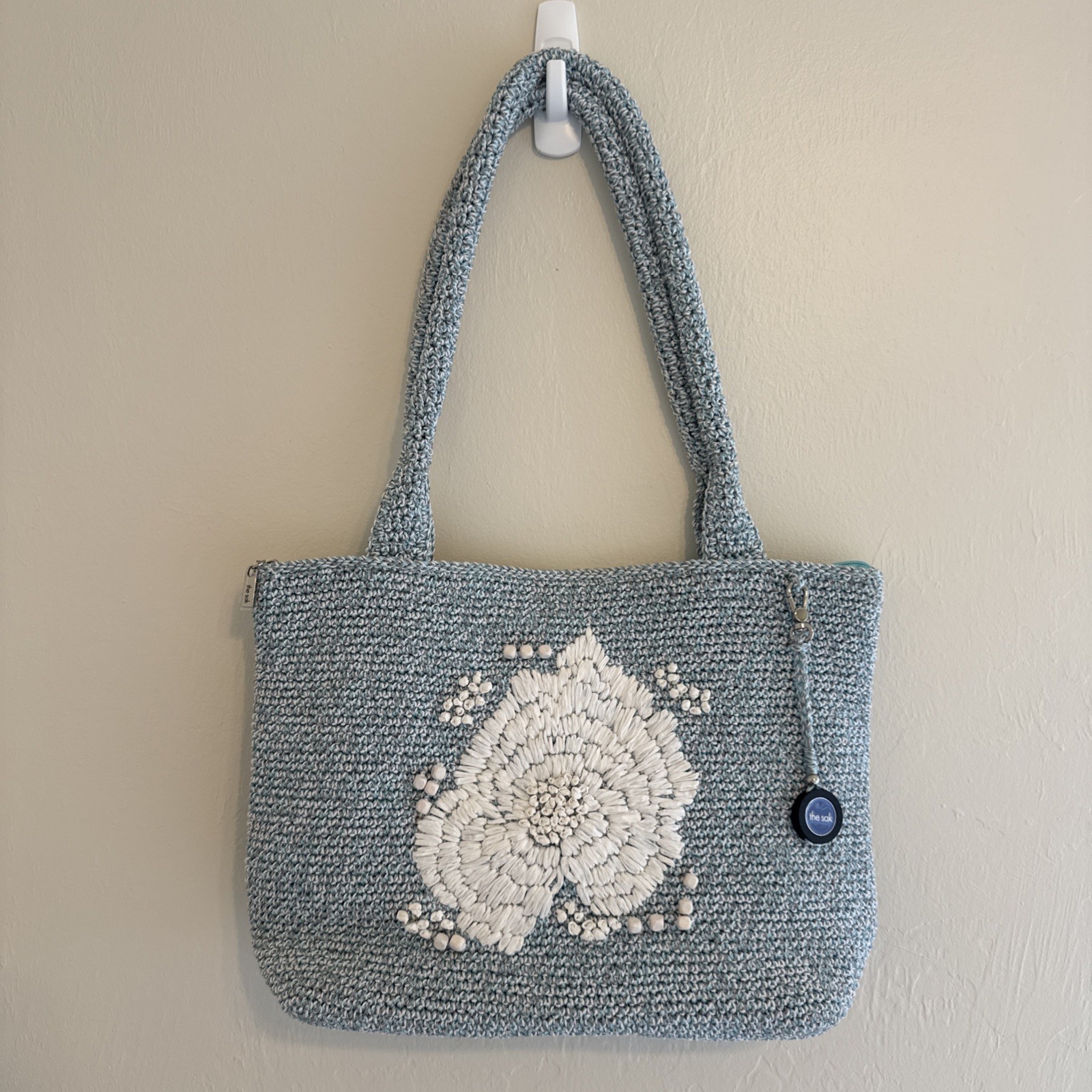 The Sak Crochet Tote Bag Blue Gray Flower Applique Beaded Boho The Sak Crochet Tote Bag Blue Gray Flower Applique Beaded Boho