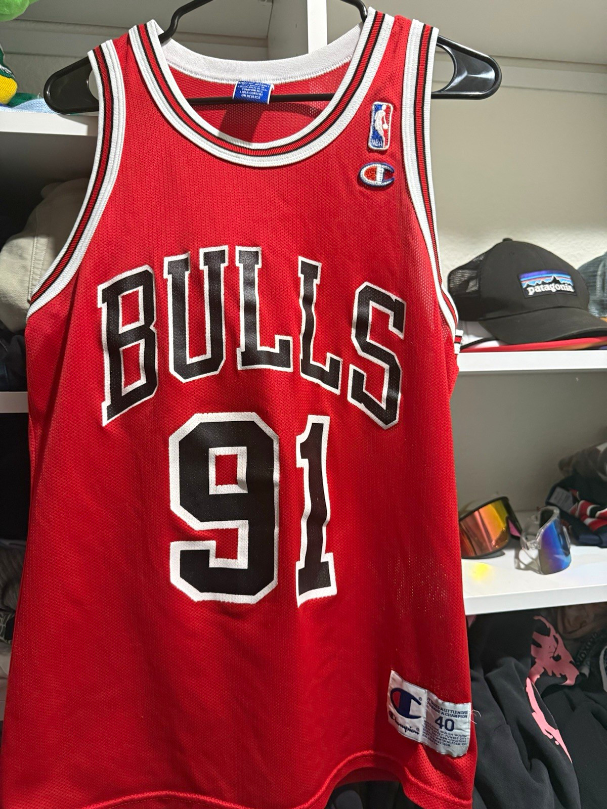 Champion Chicago Bulls Dennis Rodman #91 NBA Basketball Jersey Red Size 40 Champion Chicago Bulls Dennis Rodman #91 NBA Basketball Jersey Red Size 40