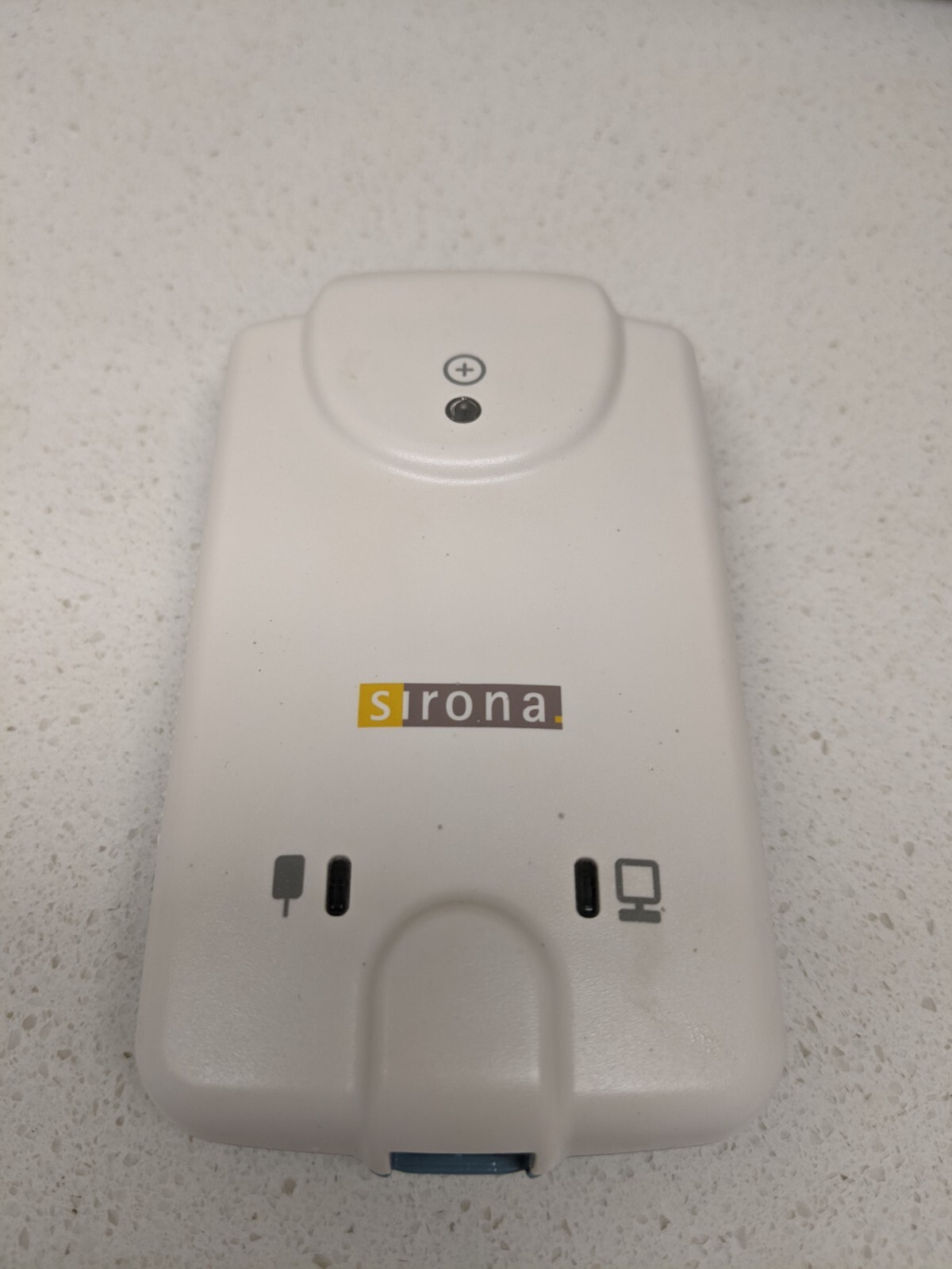 DEFECTIVE Schick Sirona Elite 33 Remote EXCELLENT Interface HUB B2270 G3D DEFECTIVE Schick Sirona Elite 33 Remote EXCELLENT Interface HUB B2270 G3D