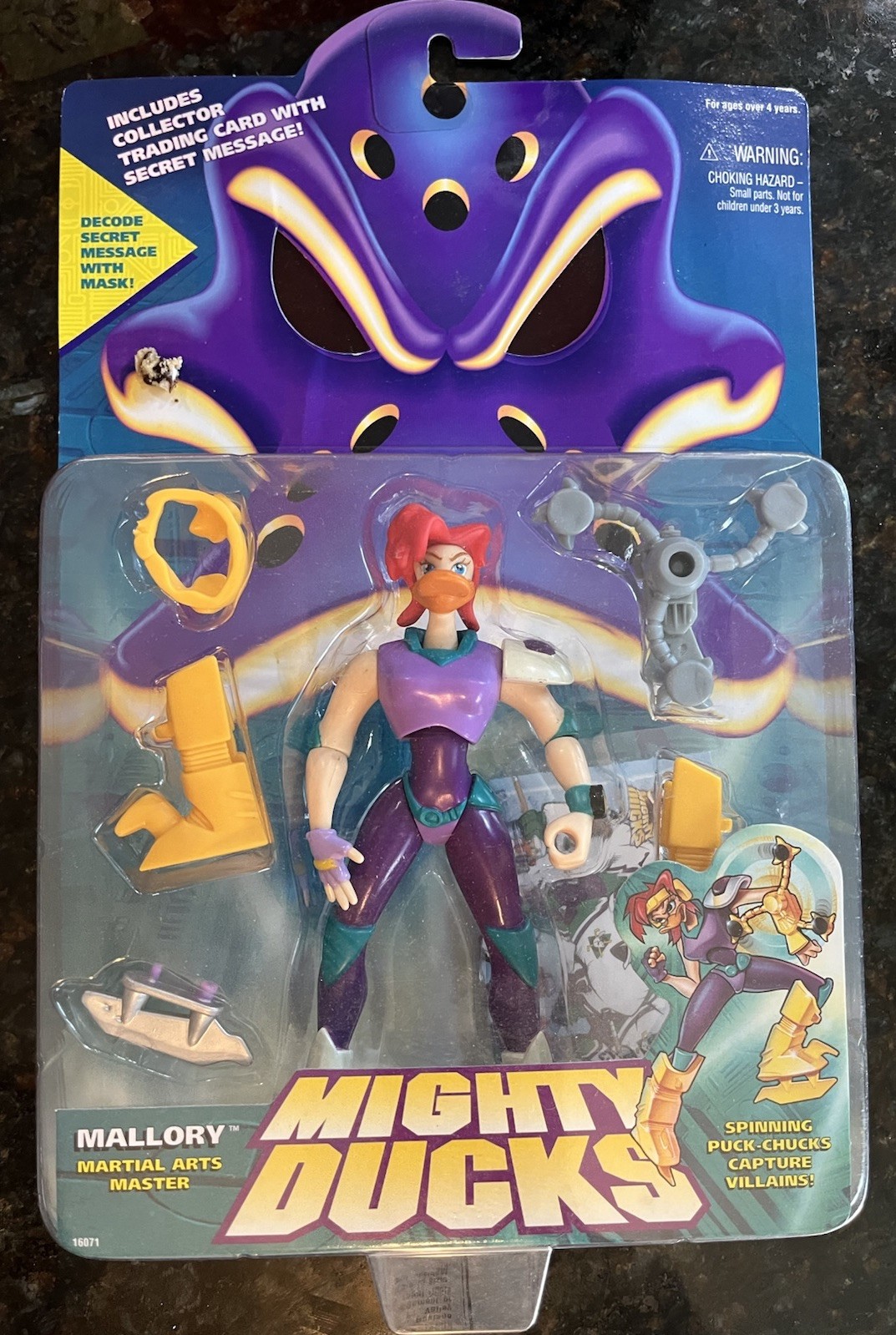 Vintage Mighty Ducks Mallory Action Figure Mattel (1996) Spin Attack NEW Vintage Mighty Ducks Mallory Action Figure Mattel (1996) Spin Attack NEW