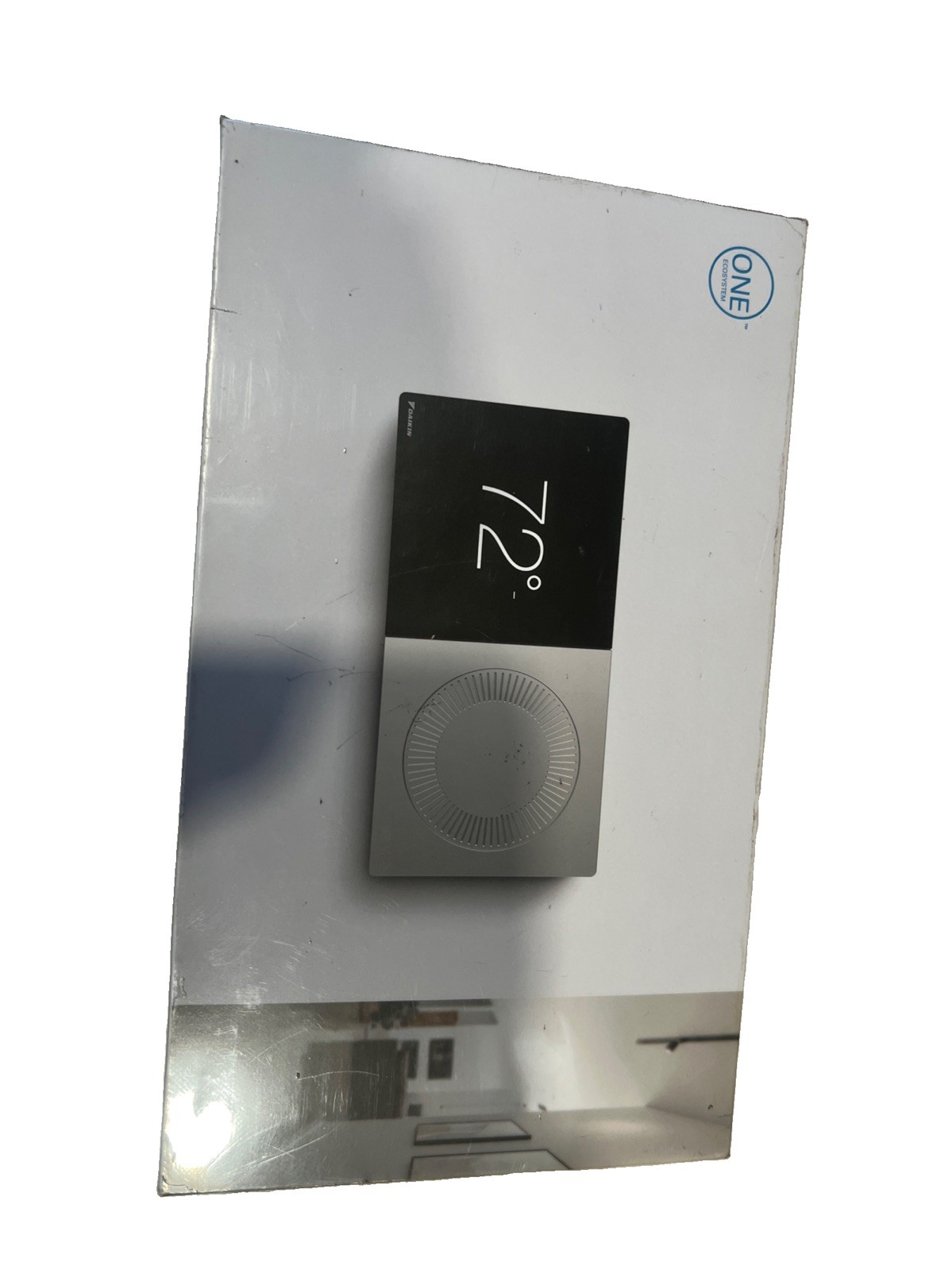 New Daikin One Plus smart thermostat DTST-CWBSA-NI-A One Plus D9000 New New Daikin One Plus smart thermostat DTST-CWBSA-NI-A One Plus D9000 New