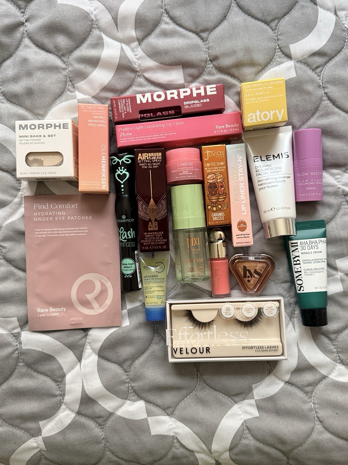 Assorted Travel/Sample Makeup & Skincare Lot: mix of luxury and drug store