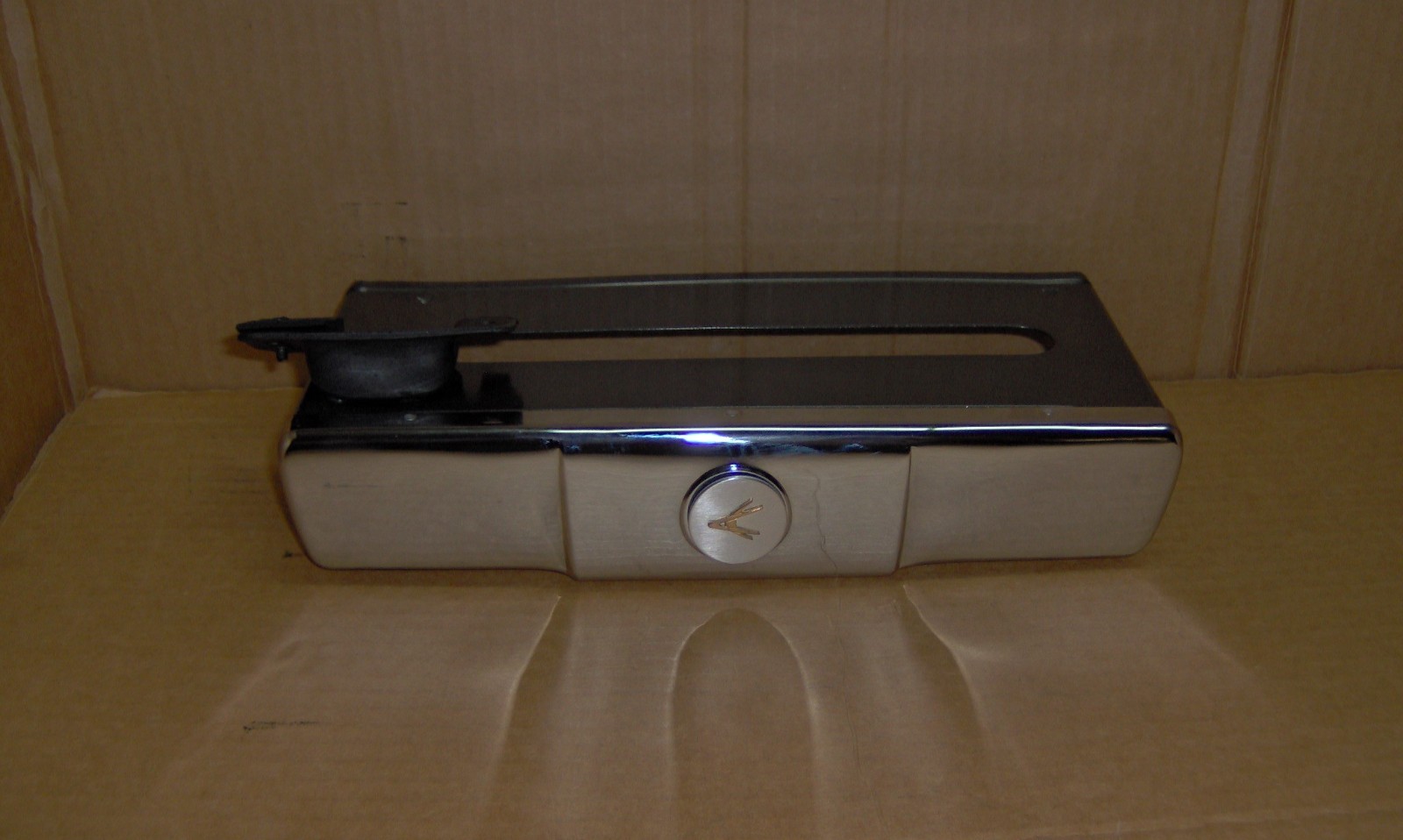 1955 1956 1957 1958 1959 1960 1961 FORWARD LOOK Tissue Dispenser Chrysler Dodge