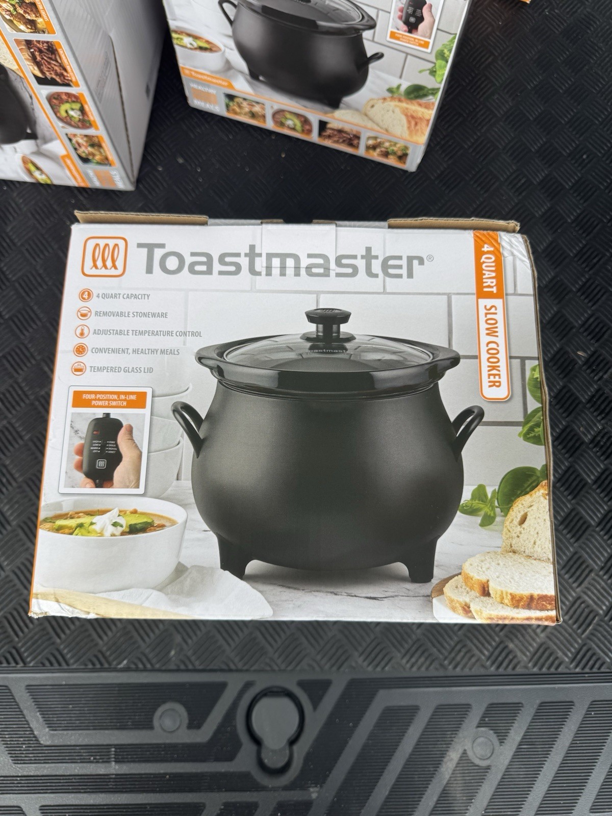 Toastmaster 4 QT Black Cauldron Slow Cooker Removable Crock Glass Lid Halloween Toastmaster 4 QT Black Cauldron Slow Cooker Removable Crock Glass Lid Halloween