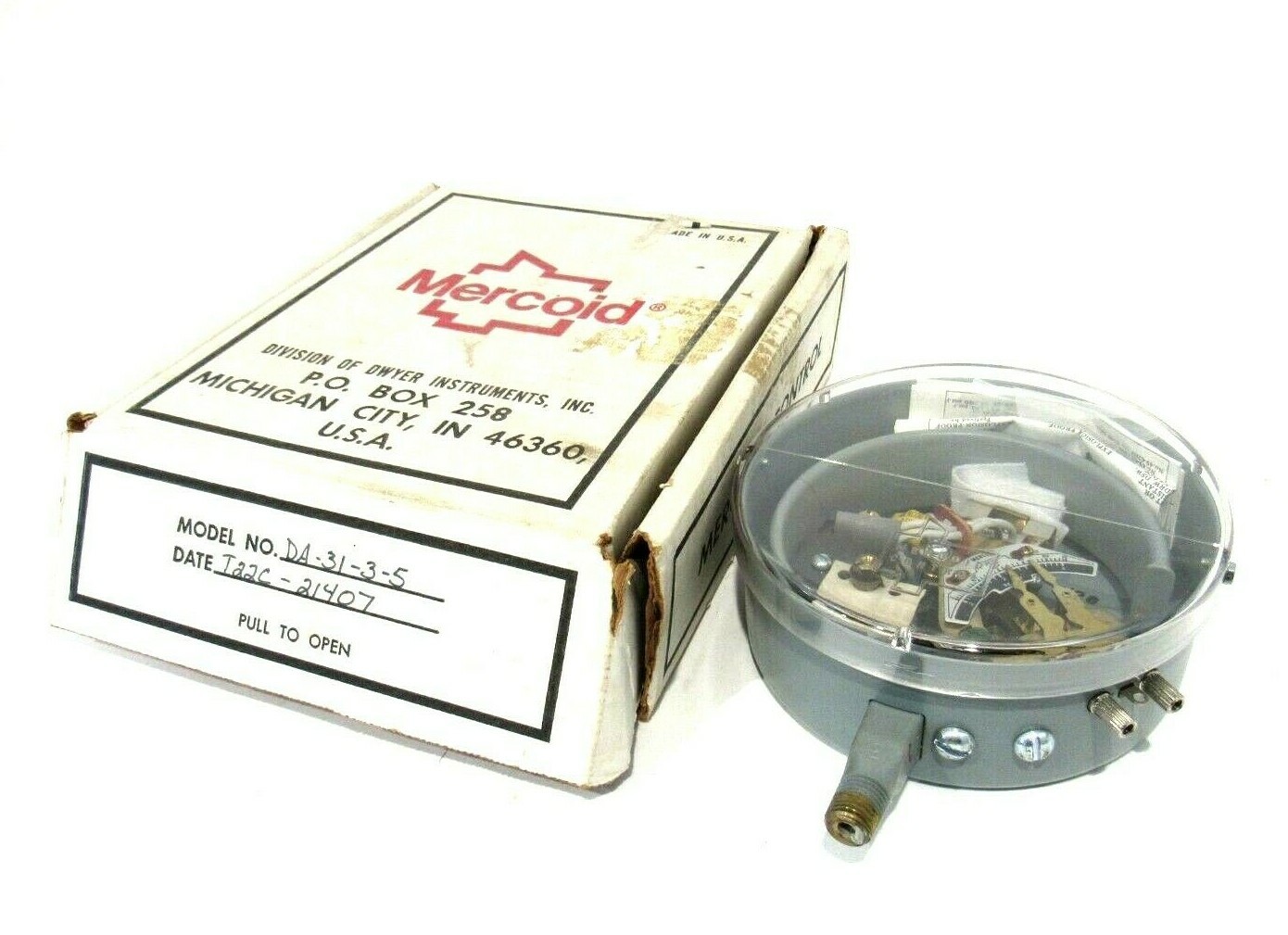 NEW DWYER DA-31-3-5 PRESSURE SWITCH DA3135 NEW DWYER DA-31-3-5 PRESSURE SWITCH DA3135