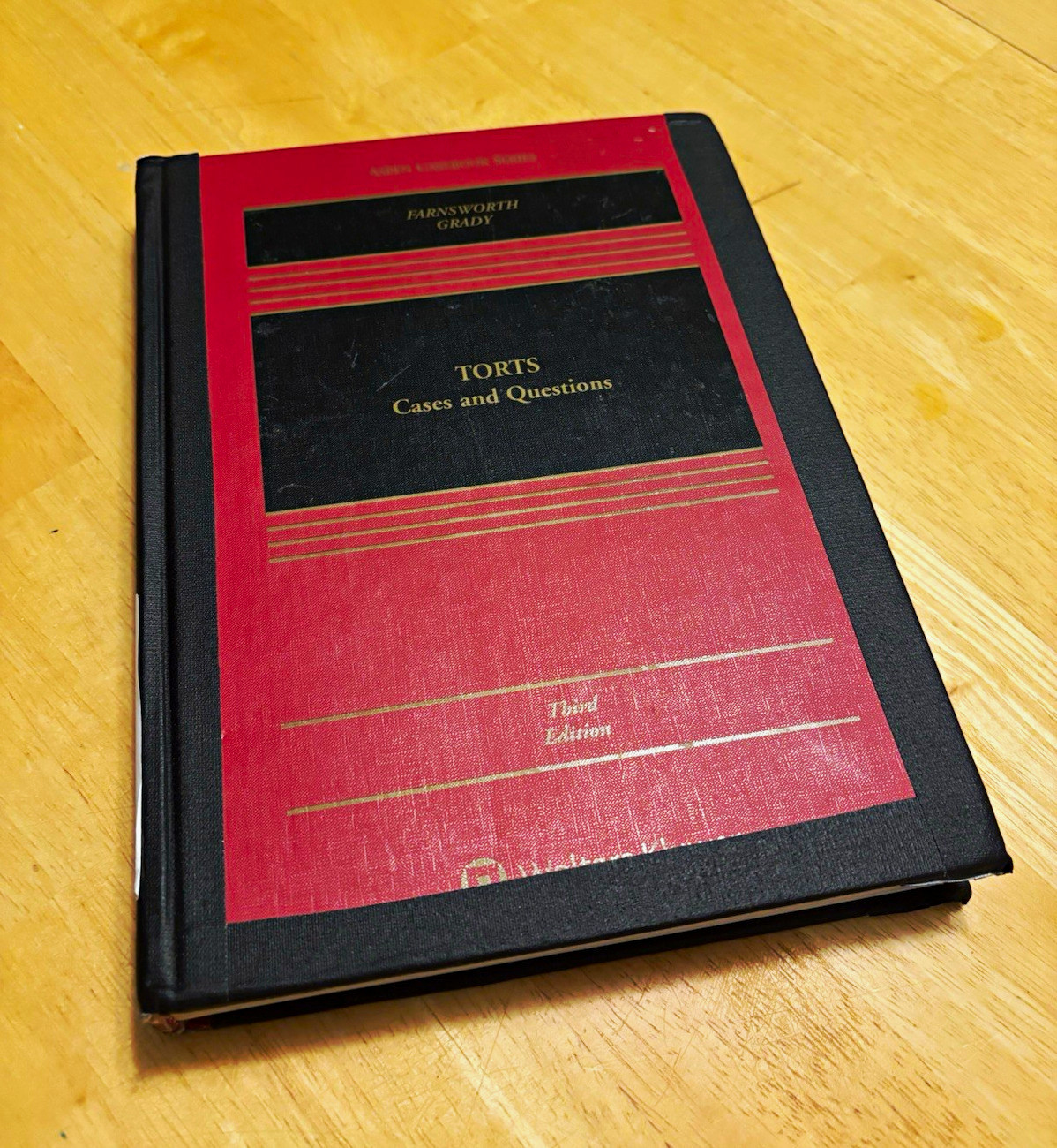Casebook Torts: Cases and Questions 3rd Ed., ISBN 9781543812237