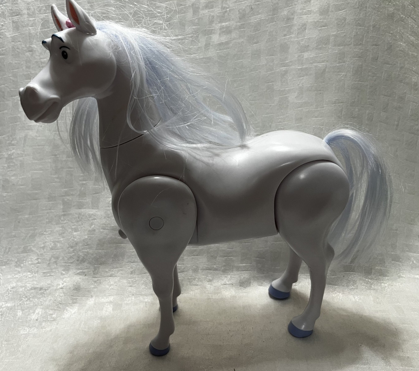 Disney Tangled Princess Rapunzel\'s Horse Maximus Walking Toy 10\