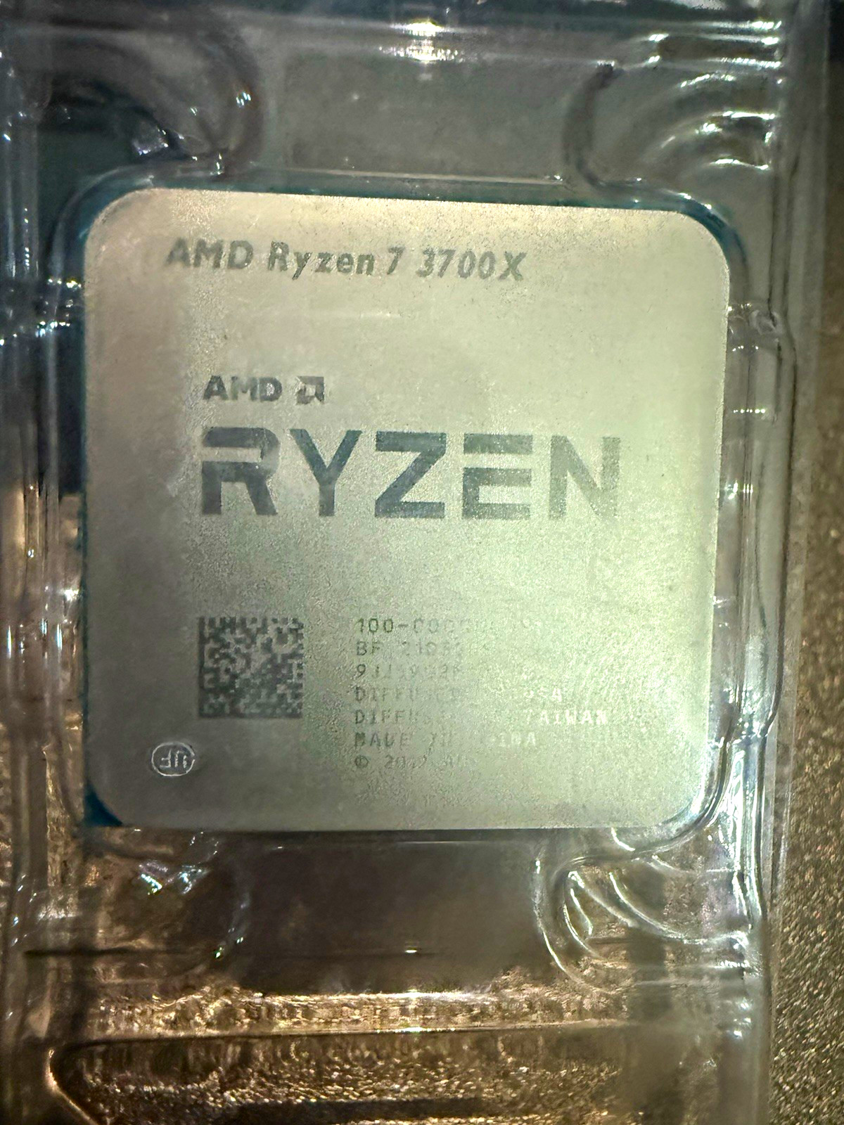 AMD Ryzen 7 3700X Processor CPU - Ryzen 7 Series Desktop Processor