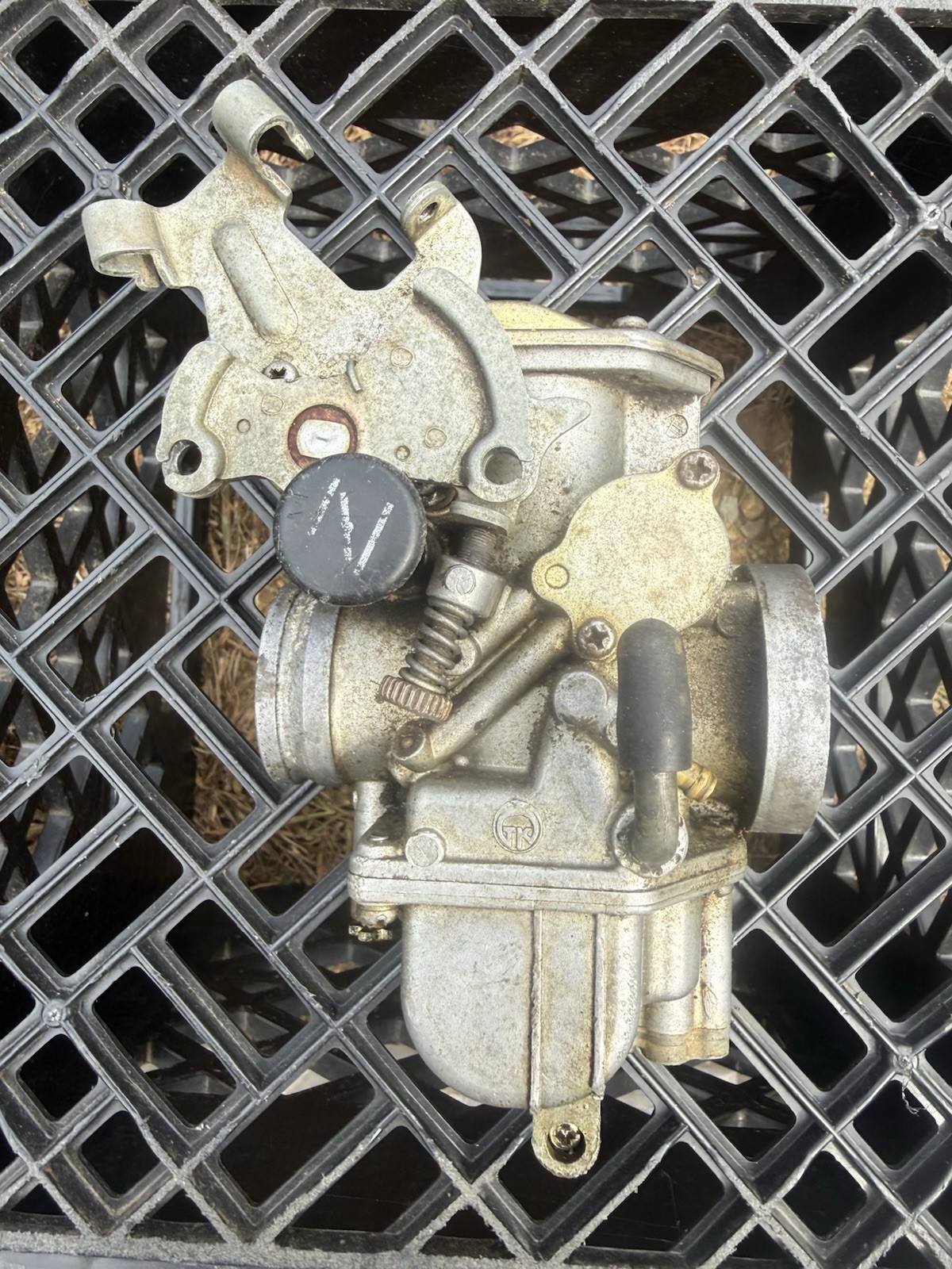 Yamaha TTR250 OEM carburetor