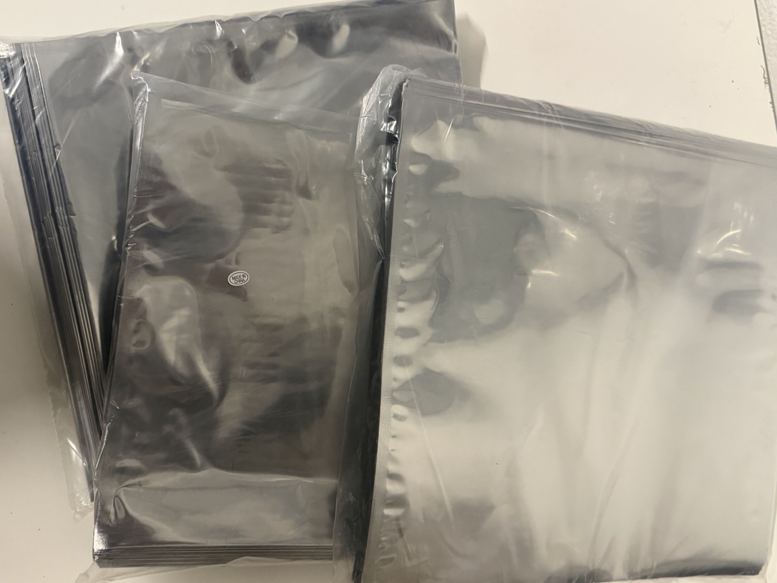 200 PCS Anti-Static 12” X 18” Translucent Open Top Bags for Electronics Shield 200 PCS Anti-Static 12” X 18” Translucent Open Top Bags for Electronics Shield