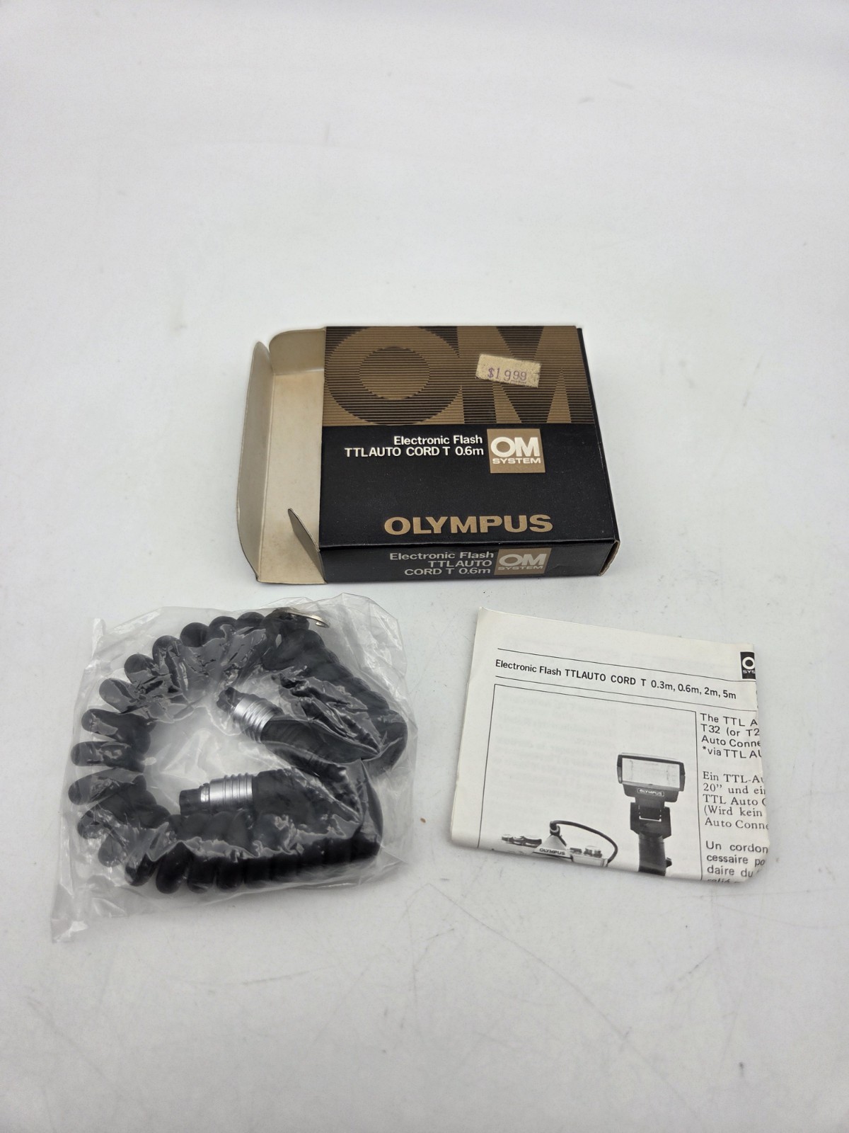 Olympus OM System Electronic Flash TTL Auto Cord T 0.6m Olympus OM System Electronic Flash TTL Auto Cord T 0.6m