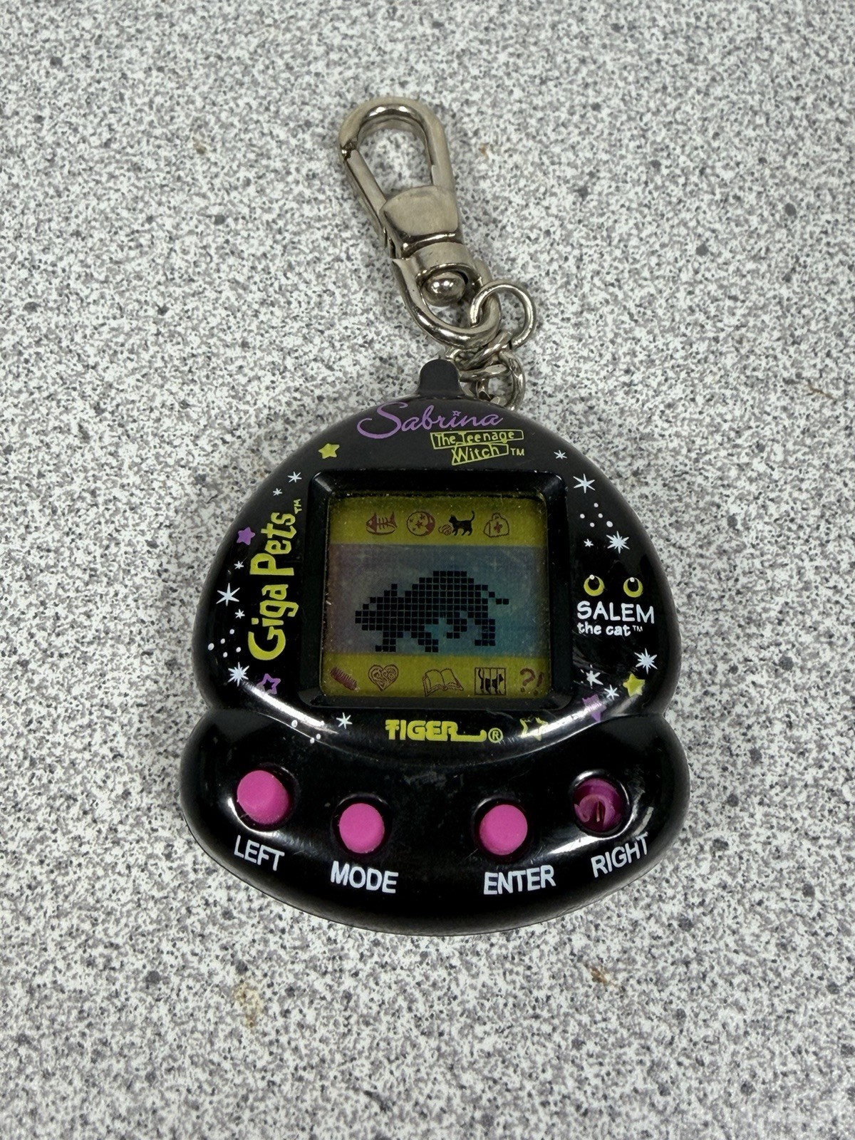 1997 Tiger Electronics Salem the Cat Giga Pet Sabrina the Teenage Witch