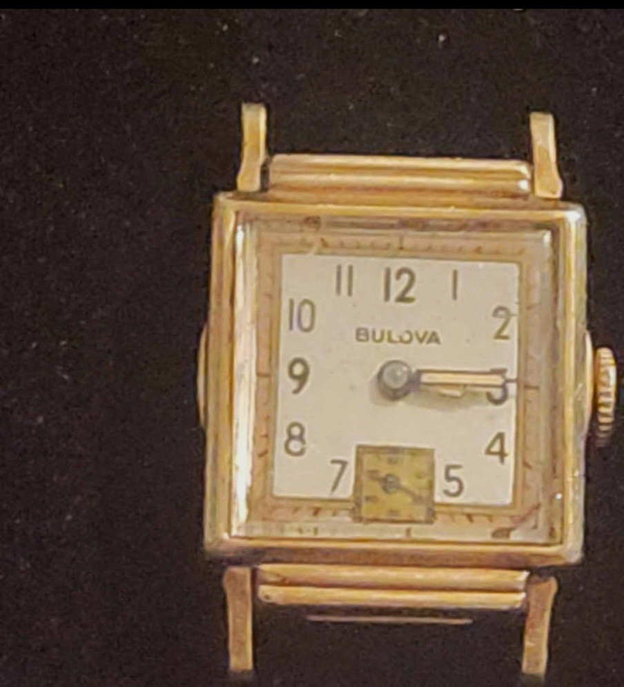 Vintage 10K (Gold Filled) Men\'s Bulova Art Deco Tank Watch.
