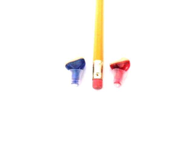 TWO TINY IN EAR CIC DIGITAL hearing amplifier 3 SMART PROGRAMS LEFT /RIGHT USA TWO TINY IN EAR CIC DIGITAL hearing amplifier 3 SMART PROGRAMS LEFT /RIGHT USA