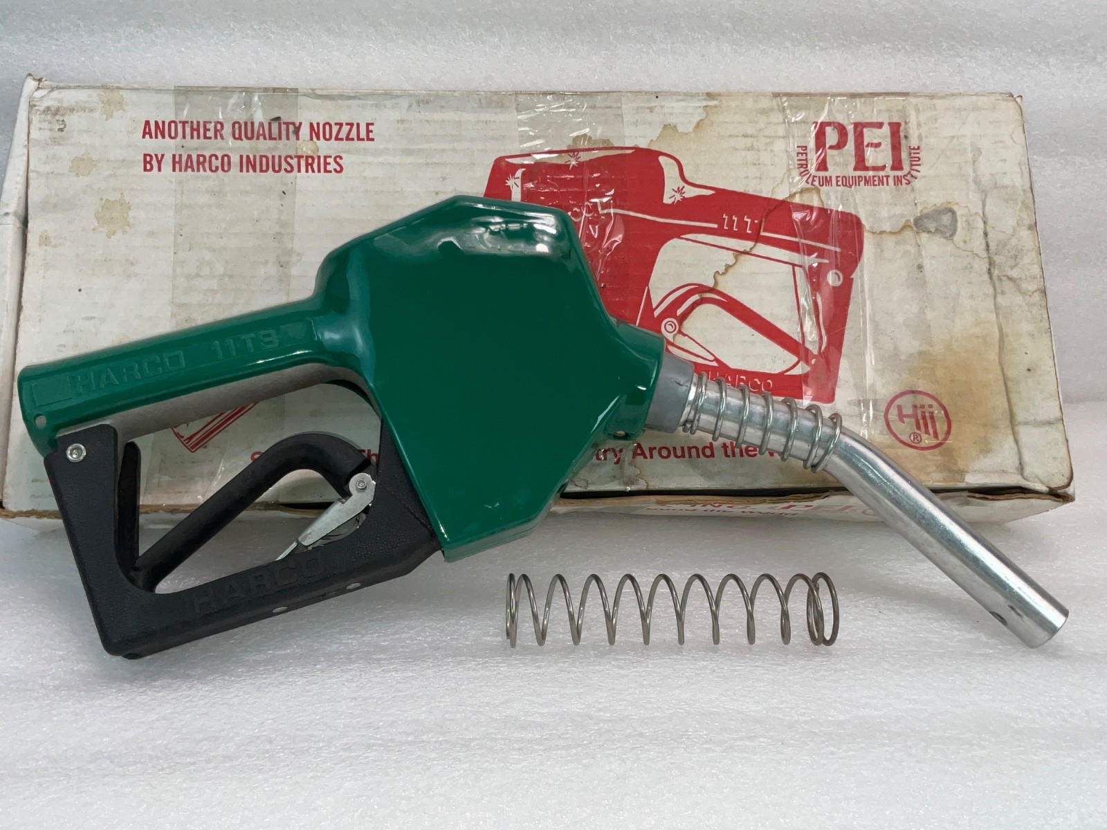 NEW Harco Nozzle OPW 11TB 12844 Diesel  11ATB, Green Cover Service Station Fuel