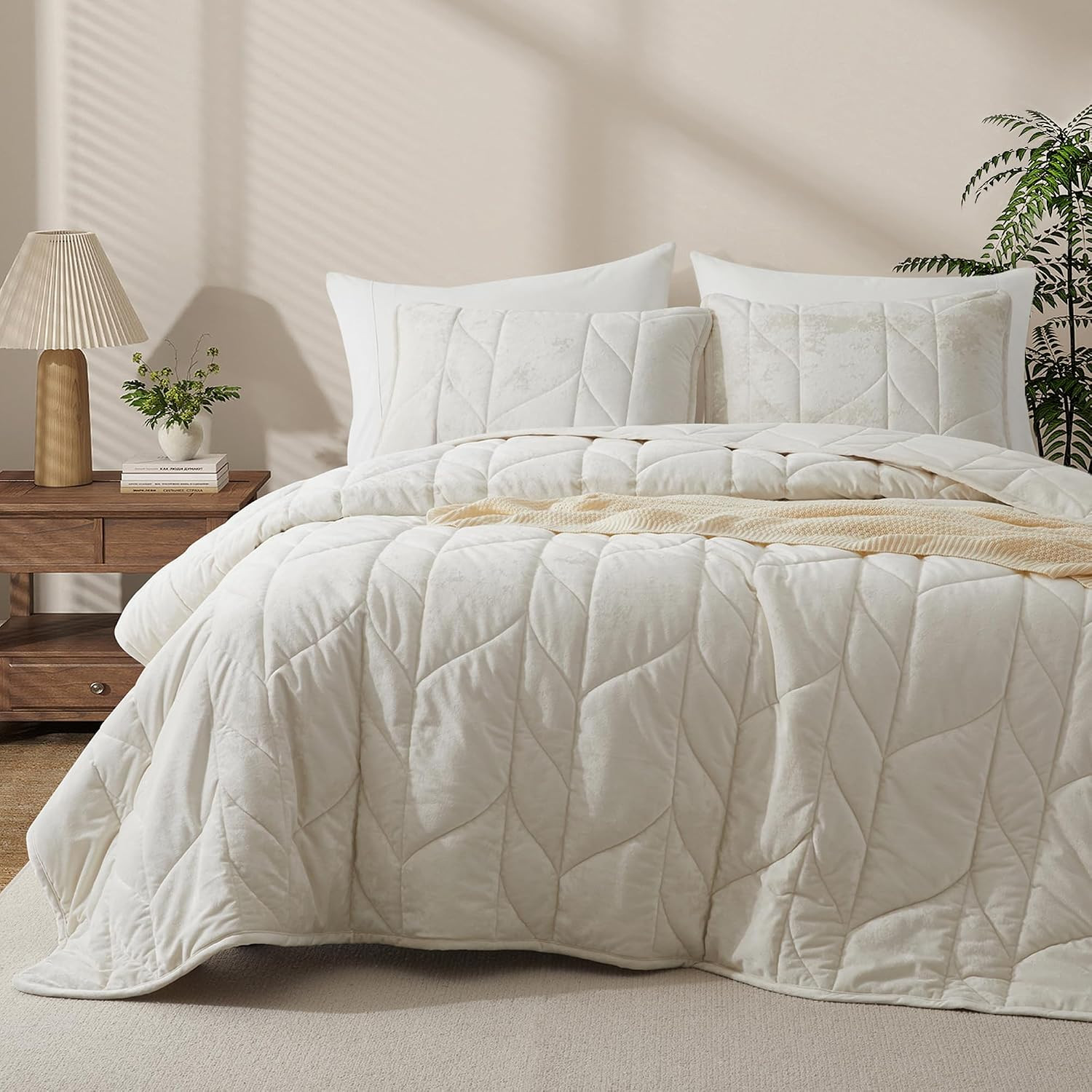 Reversible Velvet King Quilt Set, Cream White, 3 Pieces Reversible Velvet King Quilt Set, Cream White, 3 Pieces