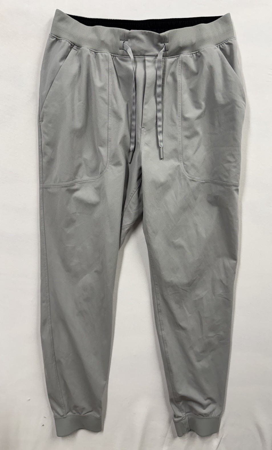Lululemon ABC Jogger Mens Tan Gray Slim Fit Pants LM5AQ7S Size Medium 28 Inseam