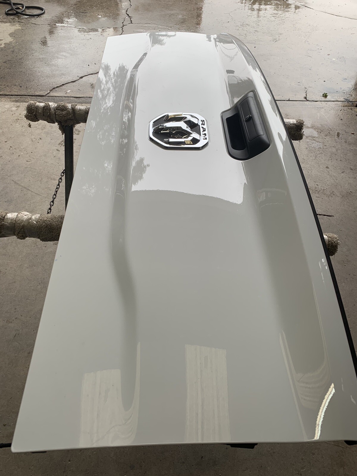 2019-26 Dodge Ram Tailgate, NEW Takeoff OEM , 2500 /3500 Series, WHITE 2019-26 Dodge Ram Tailgate, NEW Takeoff OEM , 2500 /3500 Series, WHITE