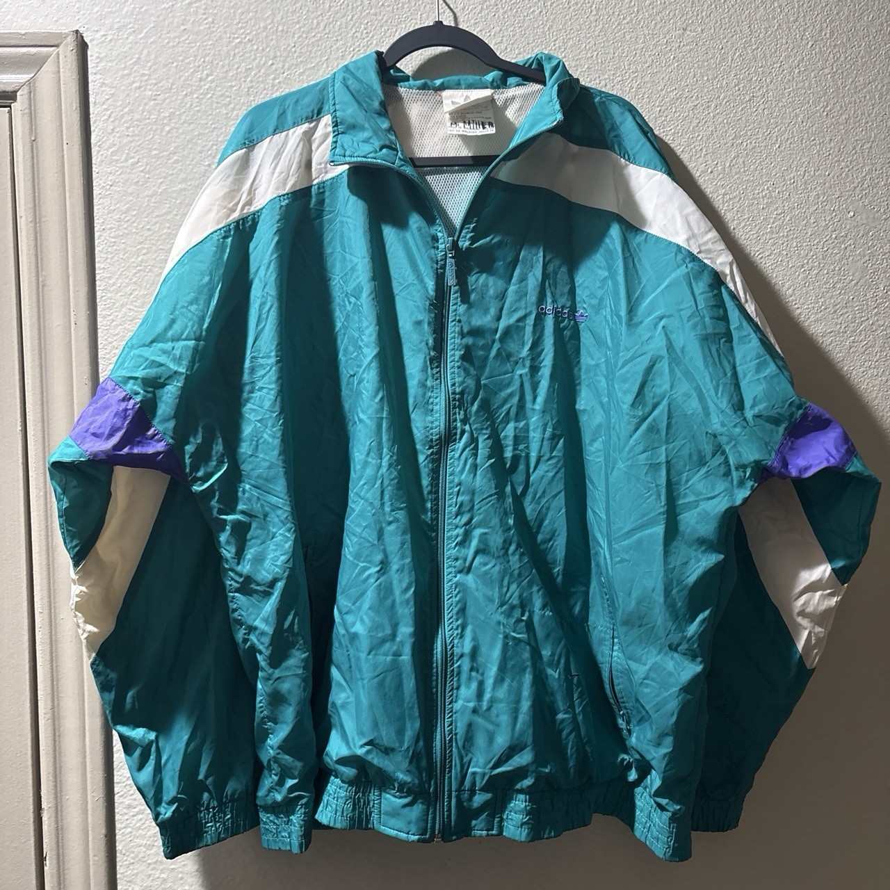 adidas Men\'s Vintage Track Jacket XL adidas Men\'s Vintage Track Jacket XL