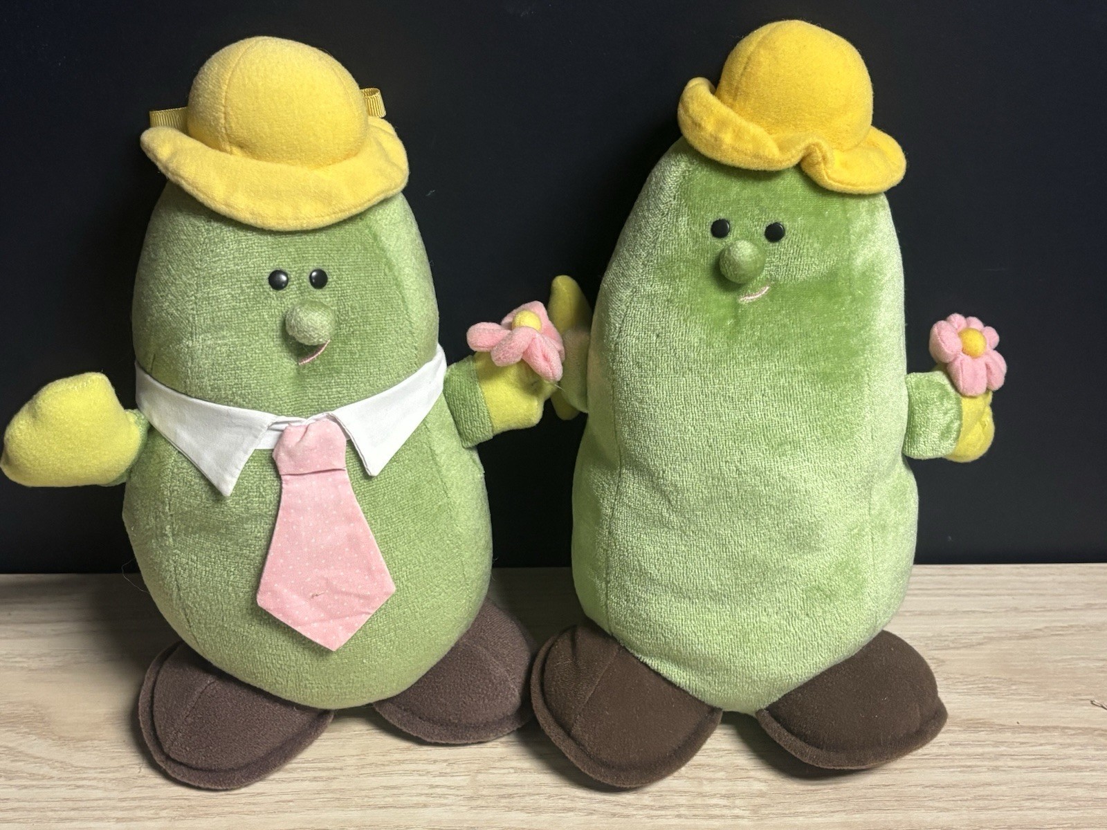 Vintage 1986 Avon Somersaults 11” Green Plush Character Husband & Wife Set Vintage 1986 Avon Somersaults 11” Green Plush Character Husband & Wife Set