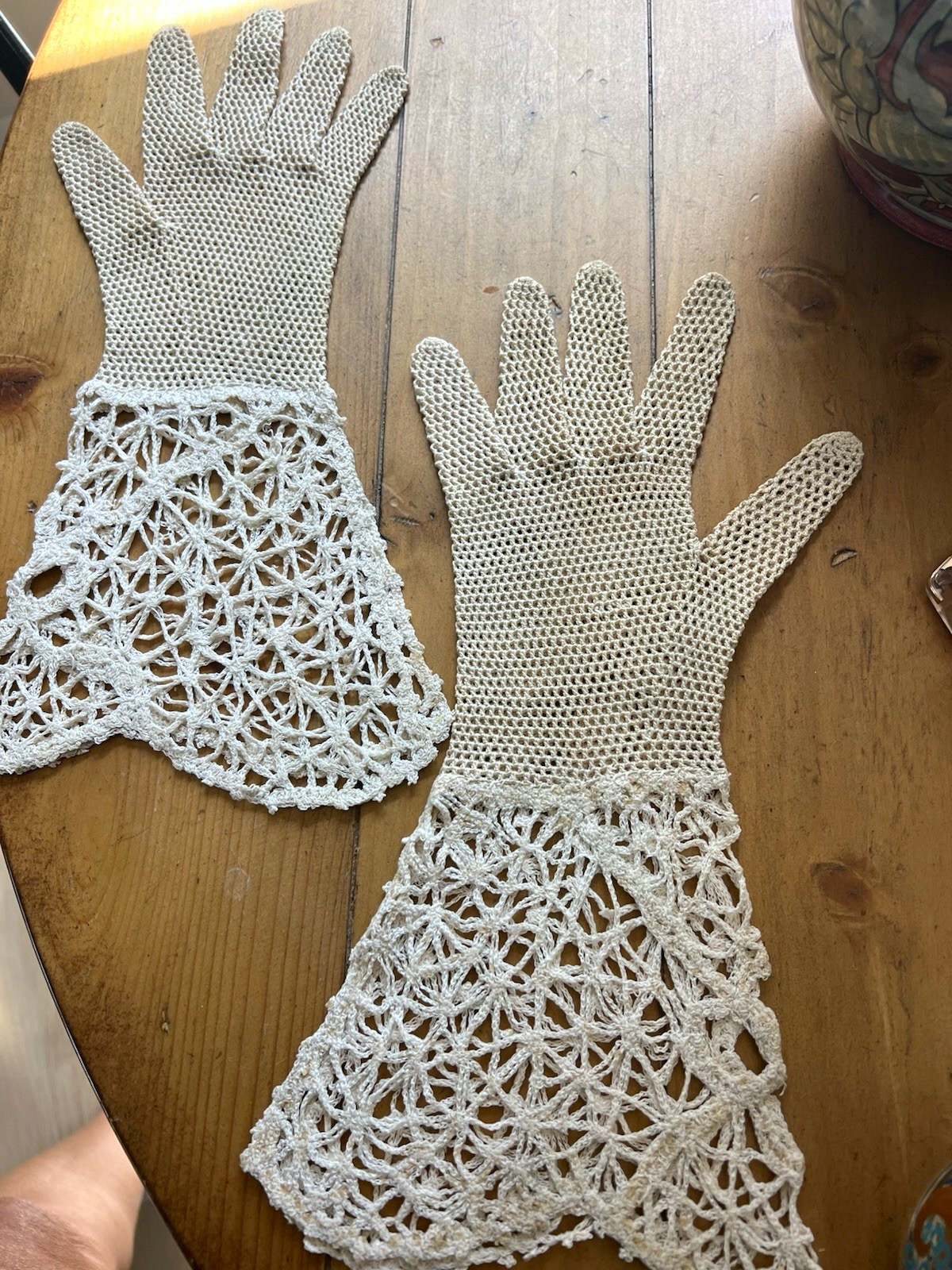 Vintage 1930s Women’s Cream Crochet Knit Gauntlet Gloves Lace Long Cuff Wedding