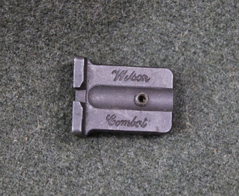 Vintage Wilson Combat rear sight for 1911 1911A1 .330 Vintage Wilson Combat rear sight for 1911 1911A1 .330