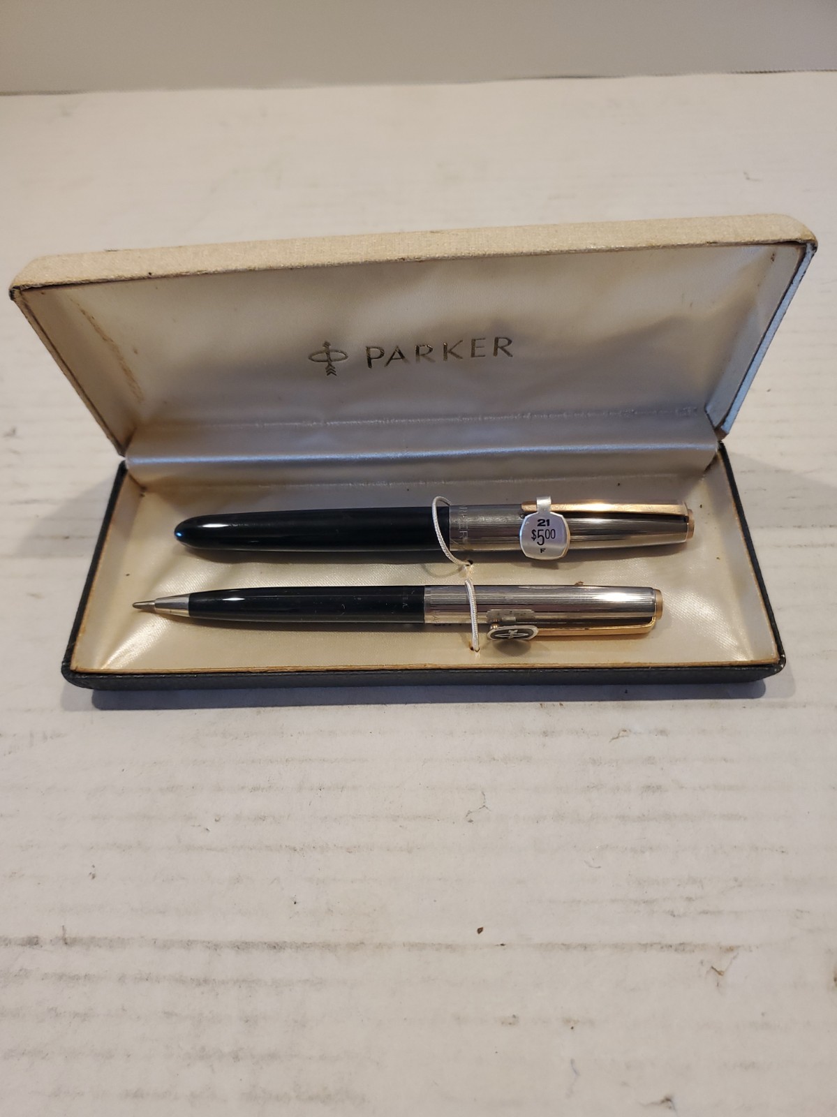 Vintage Parker 21 Black Fountain Pen Set
