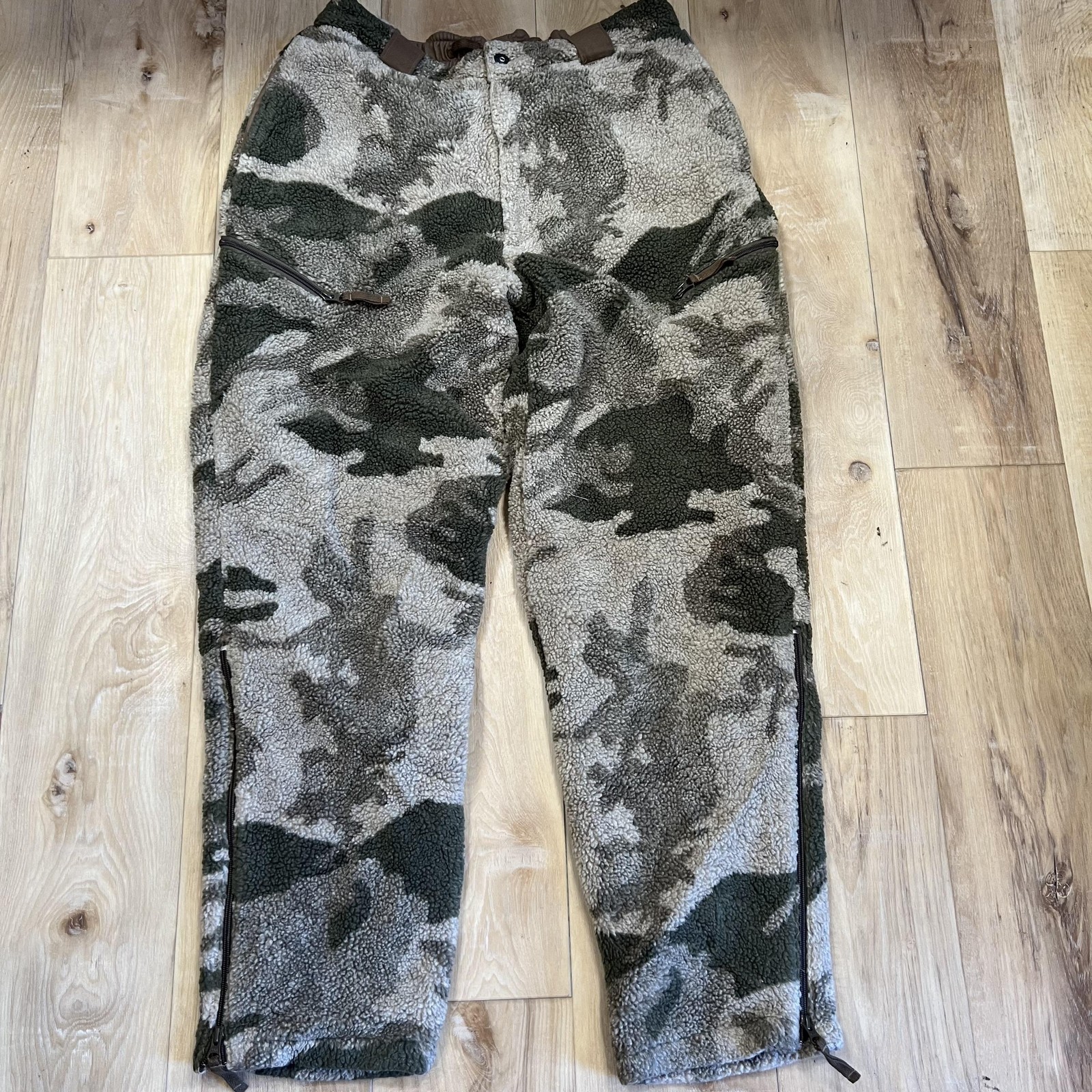 Cabela\'s Berber 4MOST Windshear lined Pants Mens XL Camo Fleece Hunting Zip Leg