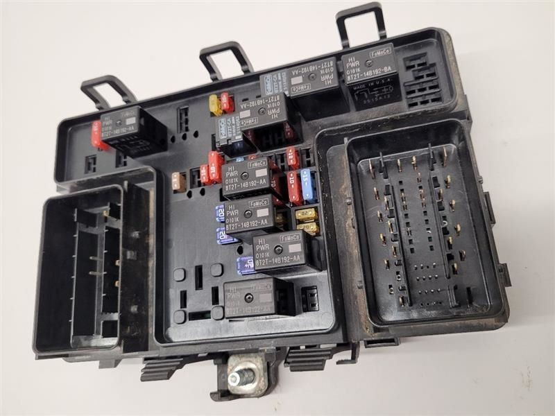 2015-2016 Ford Fusion Engine Fuse Box Assembly OEM