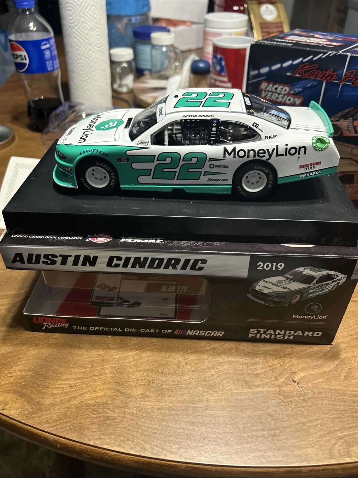 1/24 Autographed Austin Cindric #22 MoneyLion , 2019